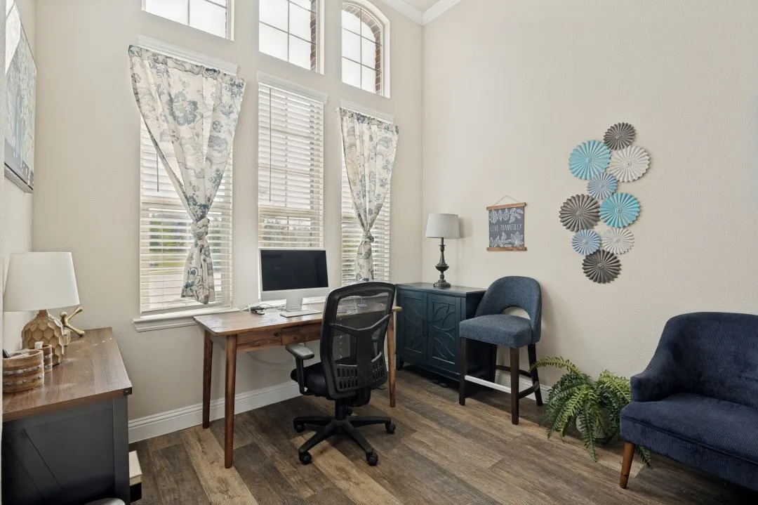 Single Family Residence For Sale in Tarrant County , 1247 Lynn Drive, Arlington, Texas 76002, 4 Bedroom, 4 Bathroom, 2 Garage spaces, 2,595 Sqft, built in 2019, mls#21286886, Real Estate Agent in Arlington, Homes For Sale in Tarrant county, Homes For Sale in Arlington, Realtor in Arlington Texas, Real Estate Brokerage Independent Realty Texas, Luminita Cordes Realtor