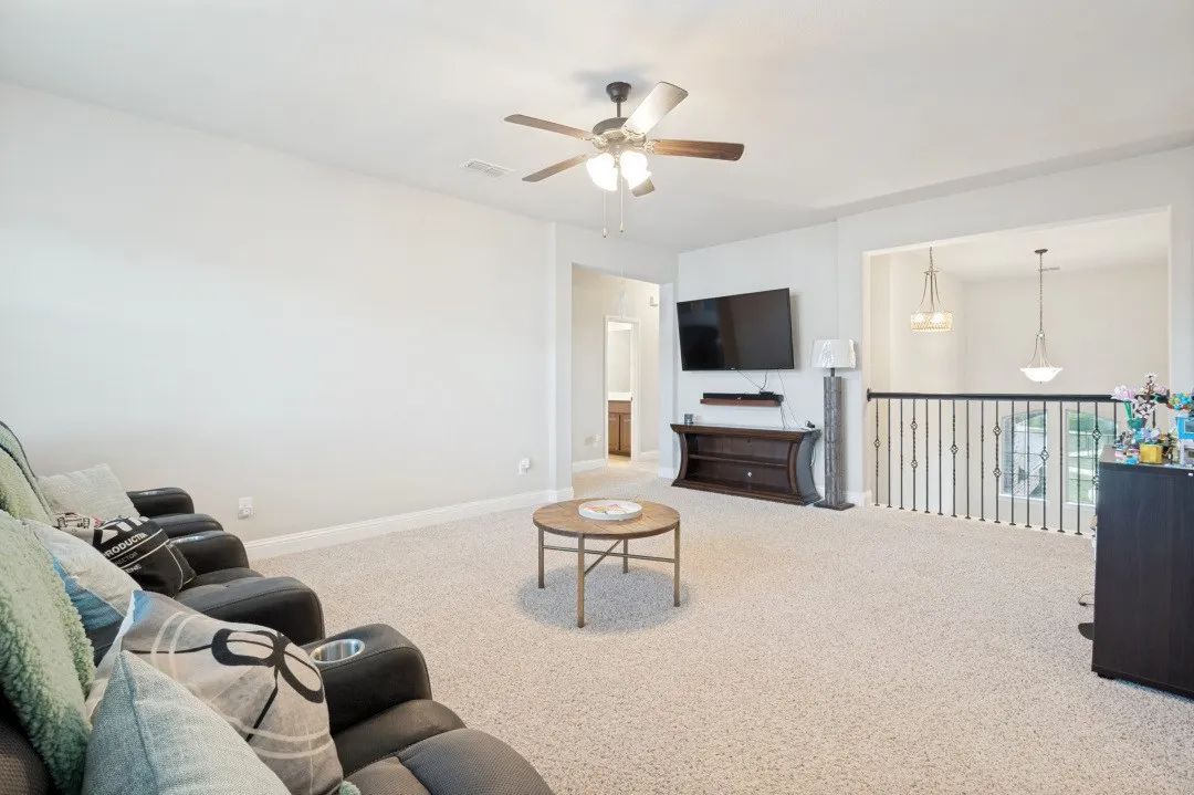 Single Family Residence For Sale in Tarrant County , 1247 Lynn Drive, Arlington, Texas 76002, 4 Bedroom, 4 Bathroom, 2 Garage spaces, 2,595 Sqft, built in 2019, mls#21286886, Real Estate Agent in Arlington, Homes For Sale in Tarrant county, Homes For Sale in Arlington, Realtor in Arlington Texas, Real Estate Brokerage Independent Realty Texas, Luminita Cordes Realtor