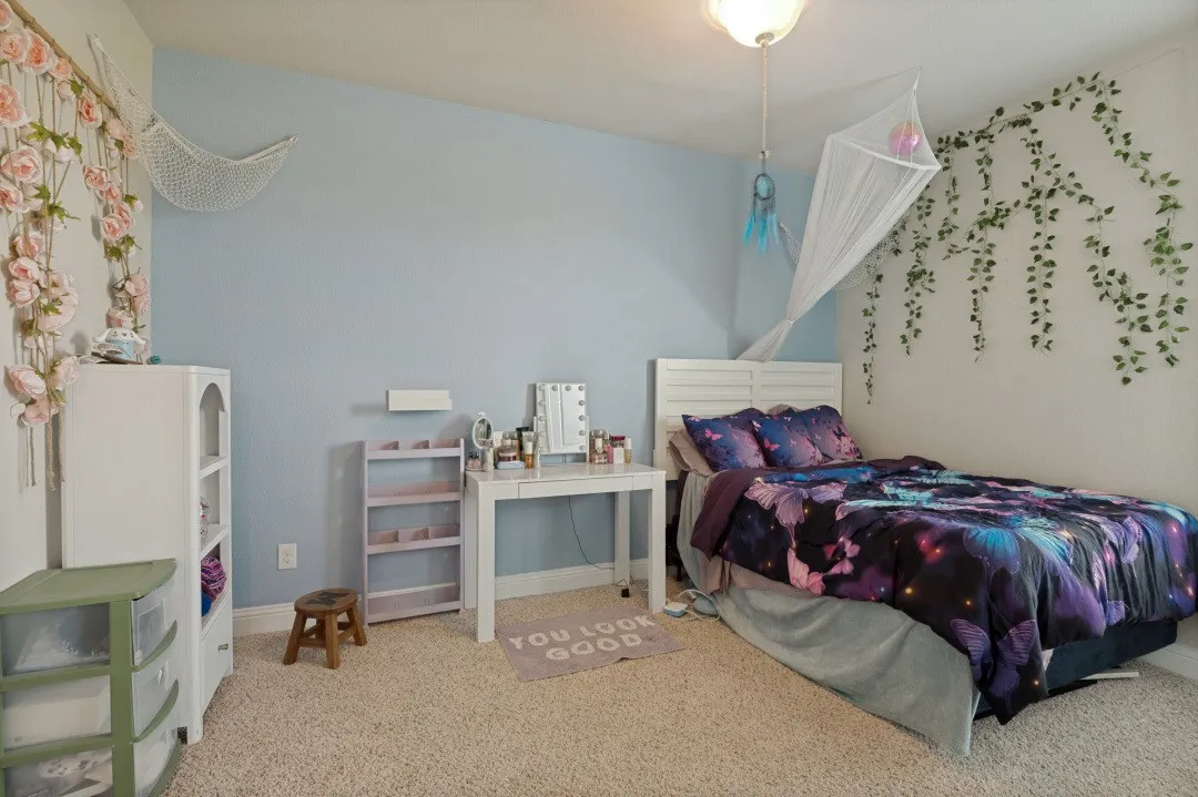 Single Family Residence For Sale in Tarrant County , 1247 Lynn Drive, Arlington, Texas 76002, 4 Bedroom, 4 Bathroom, 2 Garage spaces, 2,595 Sqft, built in 2019, mls#21286886, Real Estate Agent in Arlington, Homes For Sale in Tarrant county, Homes For Sale in Arlington, Realtor in Arlington Texas, Real Estate Brokerage Independent Realty Texas, Luminita Cordes Realtor