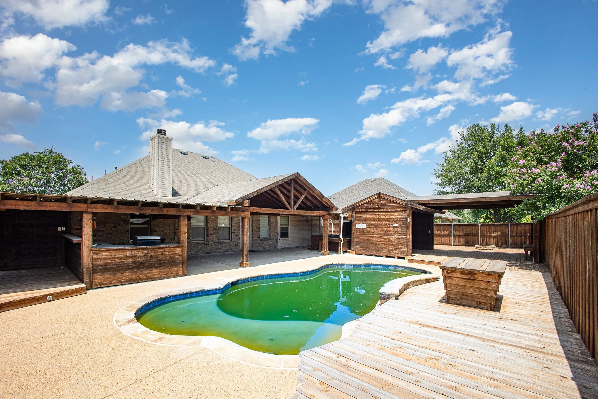 Single Family Residence For Sale in Kaufman County , 103 Haymeadow Drive, Crandall, Texas 75114, 4 Bedroom, 2 Bathroom, 2 Garage spaces, 2,054 Sqft, built in 2008, Price $279,999, mls#21286893, Real Estate Agent in Crandall, Homes For Sale in Kaufman county, Homes For Sale in Crandall, Realtor in Crandall Texas, Real Estate Brokerage Independent Realty Texas, Luminita Cordes Realtor