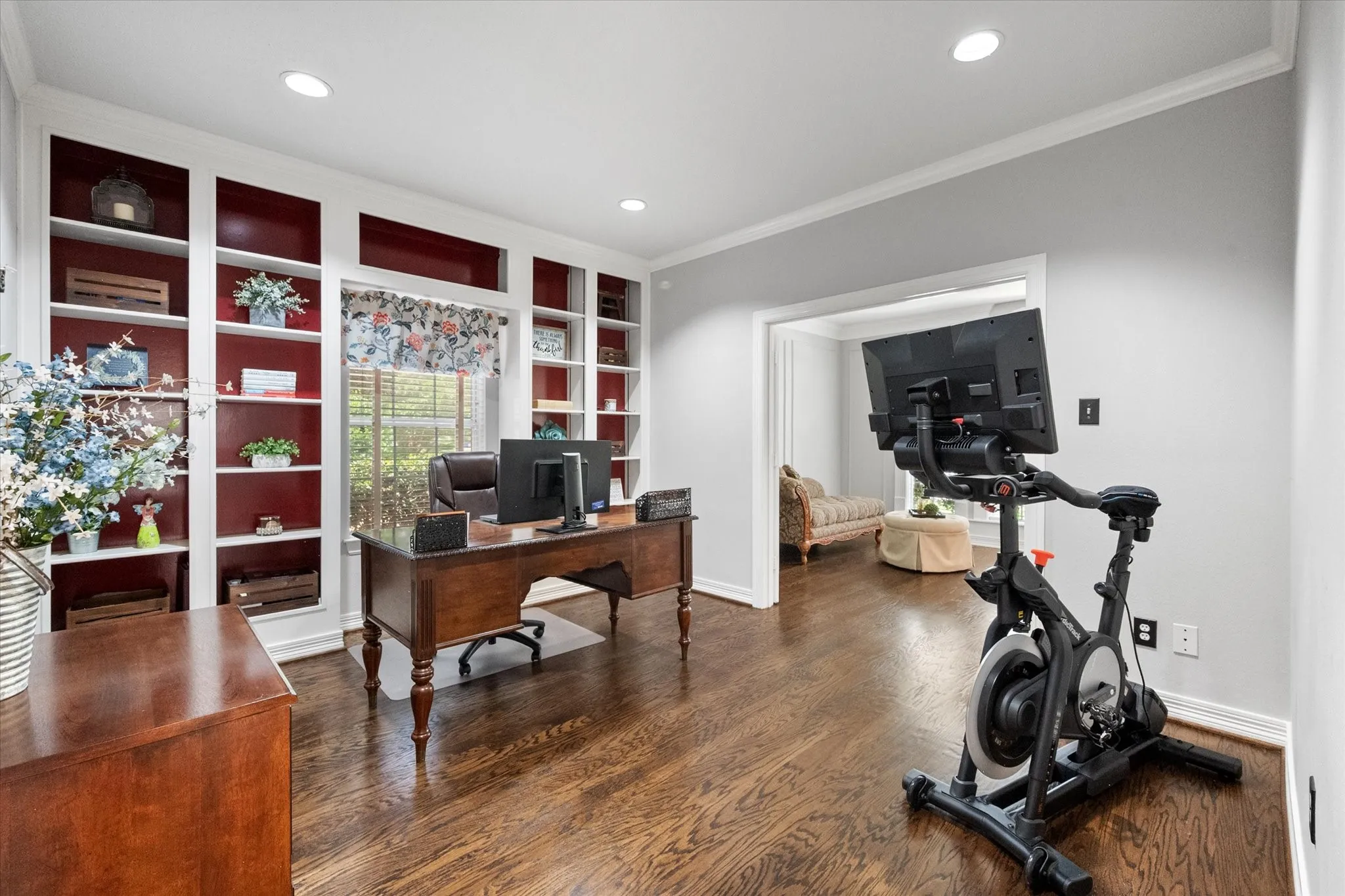Single Family Residence For Sale in Tarrant County , 1408 Merion Drive, Mansfield, Texas 76063, 4 Bedroom, 3 Bathroom, 3 Garage spaces, 3,694 Sqft, built in 1995, mls#21286615, Real Estate Agent in Mansfield, Homes For Sale in Tarrant county, Homes For Sale in Mansfield, Realtor in Mansfield Texas, Real Estate Brokerage Independent Realty Texas, Luminita Cordes Realtor