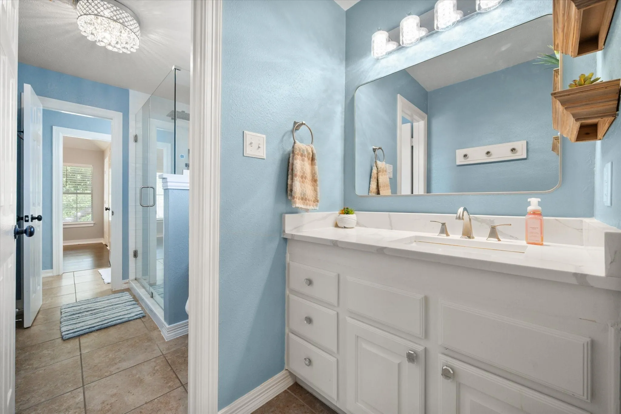 Single Family Residence For Sale in Tarrant County , 1408 Merion Drive, Mansfield, Texas 76063, 4 Bedroom, 3 Bathroom, 3 Garage spaces, 3,694 Sqft, built in 1995, mls#21286615, Real Estate Agent in Mansfield, Homes For Sale in Tarrant county, Homes For Sale in Mansfield, Realtor in Mansfield Texas, Real Estate Brokerage Independent Realty Texas, Luminita Cordes Realtor