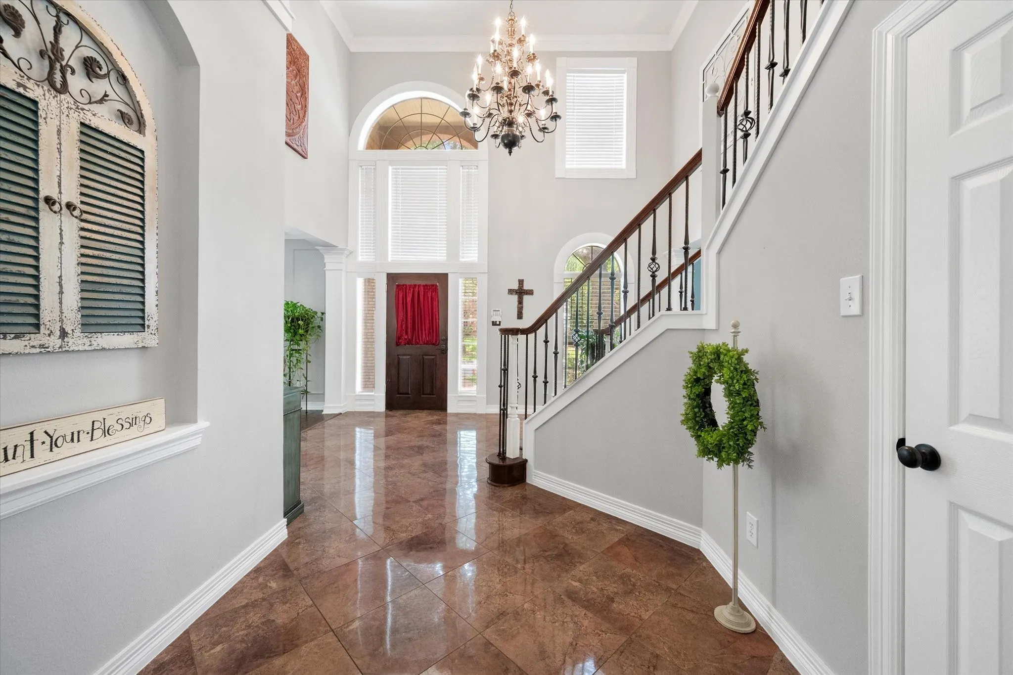 Single Family Residence For Sale in Tarrant County , 1408 Merion Drive, Mansfield, Texas 76063, 4 Bedroom, 3 Bathroom, 3 Garage spaces, 3,694 Sqft, built in 1995, mls#21286615, Real Estate Agent in Mansfield, Homes For Sale in Tarrant county, Homes For Sale in Mansfield, Realtor in Mansfield Texas, Real Estate Brokerage Independent Realty Texas, Luminita Cordes Realtor