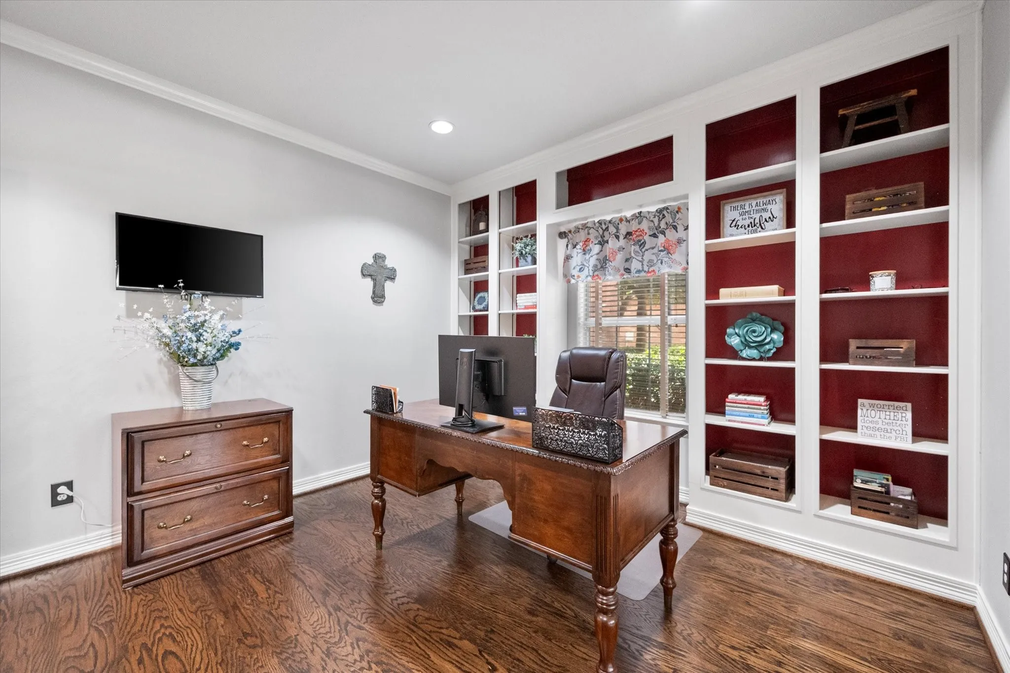 Single Family Residence For Sale in Tarrant County , 1408 Merion Drive, Mansfield, Texas 76063, 4 Bedroom, 3 Bathroom, 3 Garage spaces, 3,694 Sqft, built in 1995, mls#21286615, Real Estate Agent in Mansfield, Homes For Sale in Tarrant county, Homes For Sale in Mansfield, Realtor in Mansfield Texas, Real Estate Brokerage Independent Realty Texas, Luminita Cordes Realtor