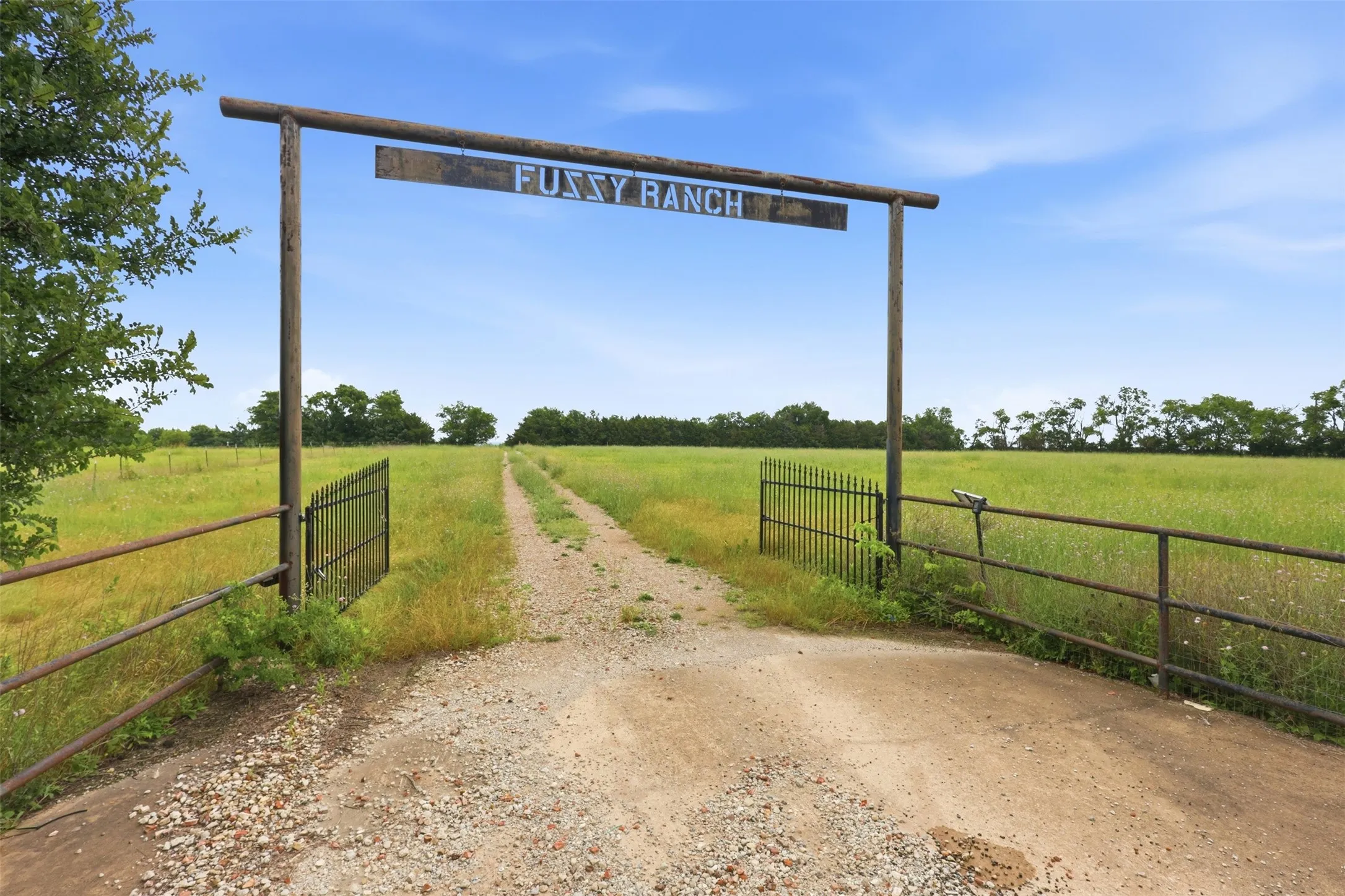 Improved Land For Sale in Collin County , 4196 Fm 75, Princeton, Texas 75407, 0, 0, Garage spaces, 0 Sqft, built in 0, Price $3,750,000, mls#21282173, Real Estate Agent in Princeton, Homes For Sale in Collin county, Homes For Sale in Princeton, Realtor in Princeton Texas, Real Estate Brokerage Independent Realty Texas, Luminita Cordes Realtor