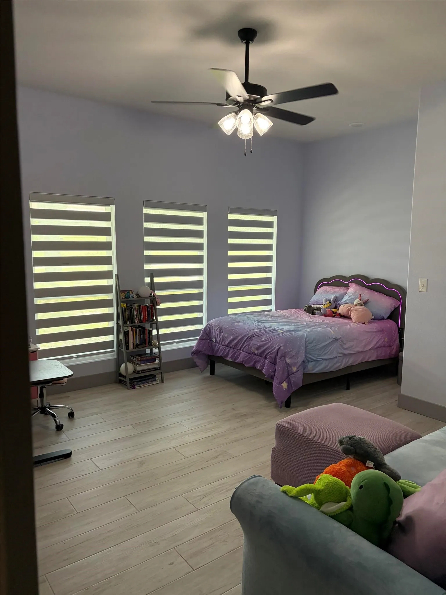 Single Family Residence For Sale in Wise County , 410 S Wickham Street, Alvord, Texas 76225, 3 Bedroom, 2 Bathroom, 2 Garage spaces, 2,090 Sqft, built in 2021, mls#21286859, Real Estate Agent in Alvord, Homes For Sale in Wise county, Homes For Sale in Alvord, Realtor in Alvord Texas, Real Estate Brokerage Independent Realty Texas, Luminita Cordes Realtor