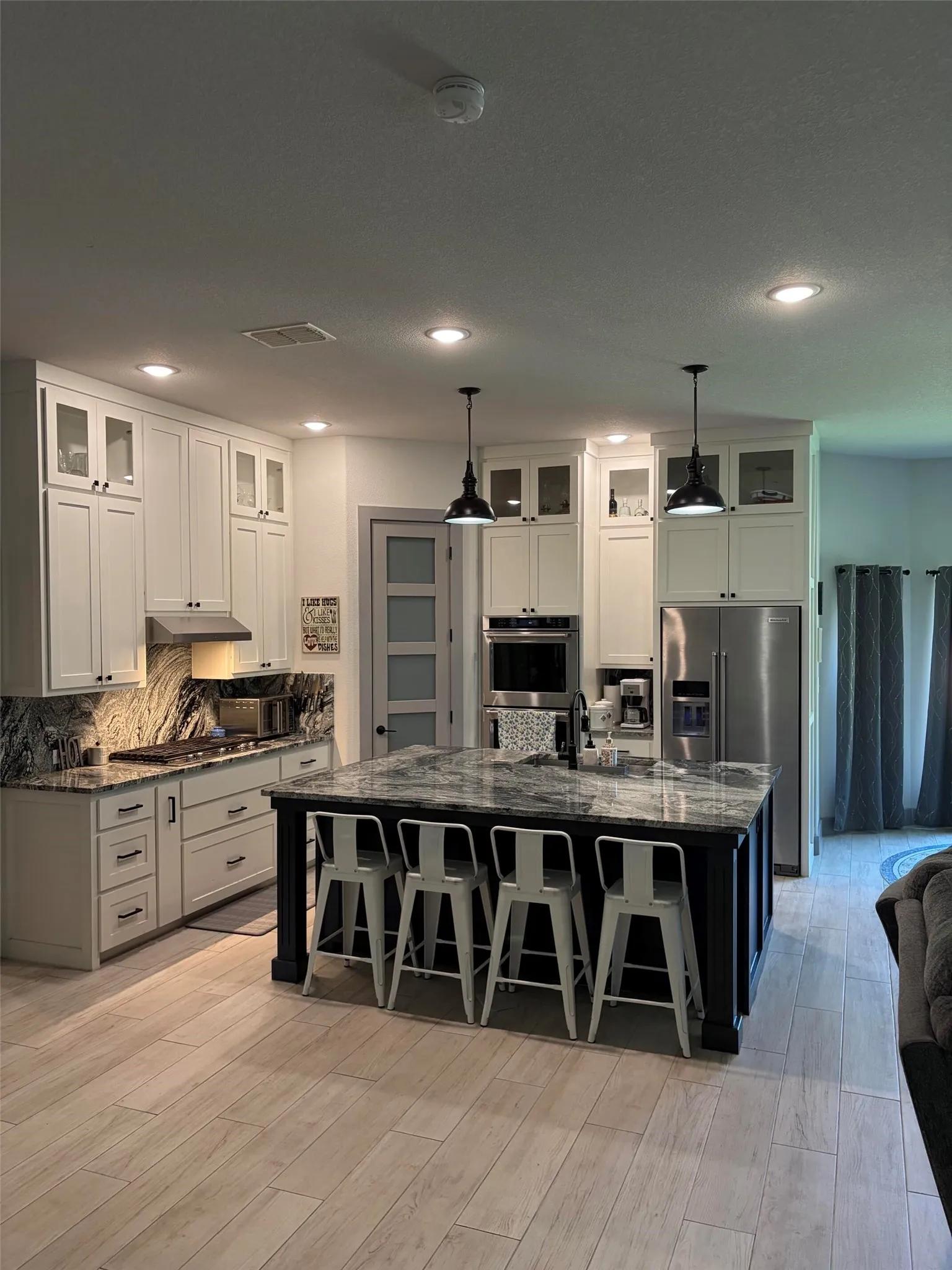 Single Family Residence For Sale in Wise County , 410 S Wickham Street, Alvord, Texas 76225, 3 Bedroom, 2 Bathroom, 2 Garage spaces, 2,090 Sqft, built in 2021, mls#21286859, Real Estate Agent in Alvord, Homes For Sale in Wise county, Homes For Sale in Alvord, Realtor in Alvord Texas, Real Estate Brokerage Independent Realty Texas, Luminita Cordes Realtor