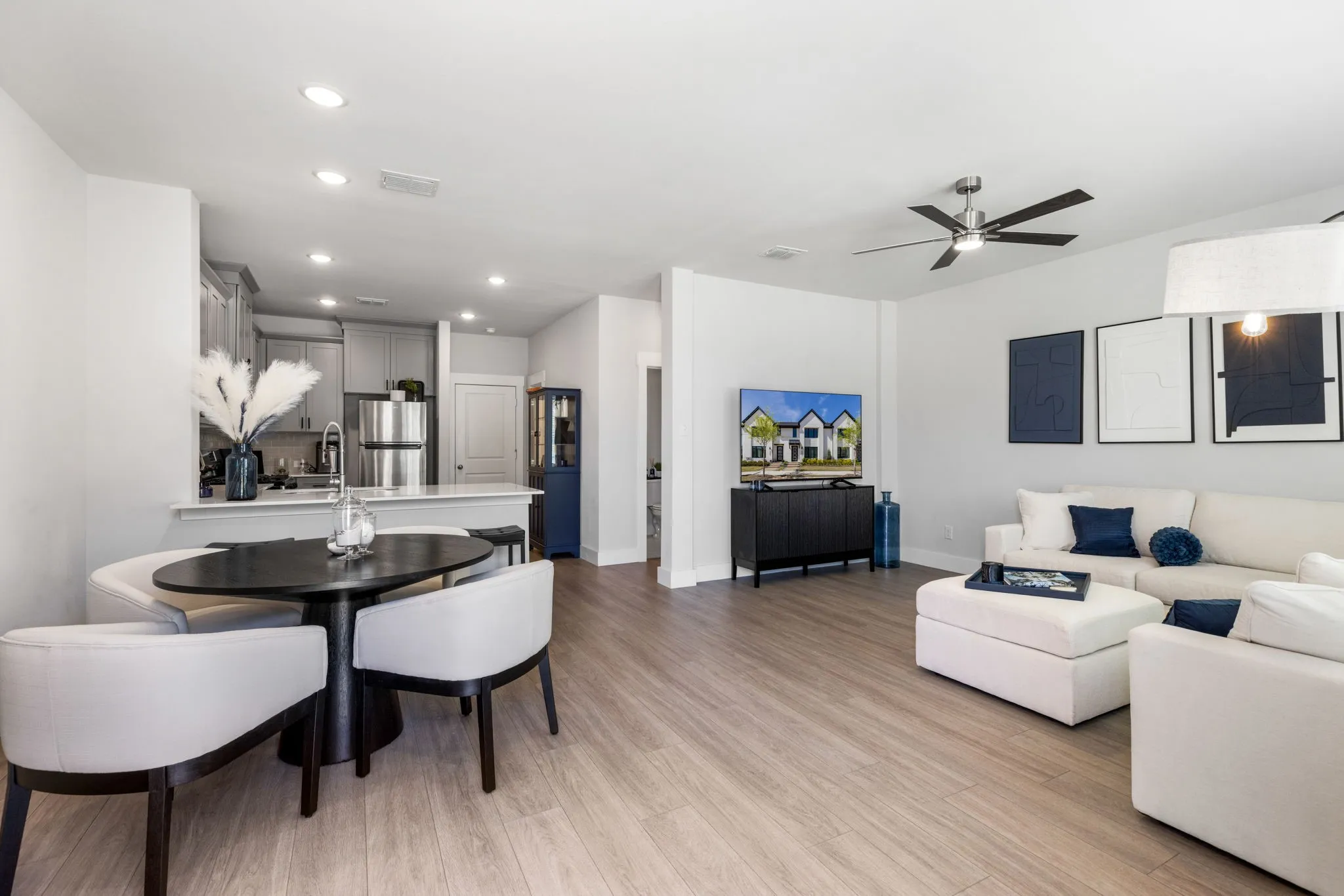 Townhouse For Rent in Tarrant County , 4502 Smokey Quartz Lane, Arlington, Texas 76005, 2 Bedroom, 3 Bathroom, 2 Garage spaces, 1,560 Sqft, built in 2022, mls#21286975, Real Estate Agent in Arlington, Homes For Rent in Tarrant county, Homes For Rent in Arlington, Realtor in Arlington Texas, Real Estate Brokerage Independent Realty Texas, Luminita Cordes Realtor