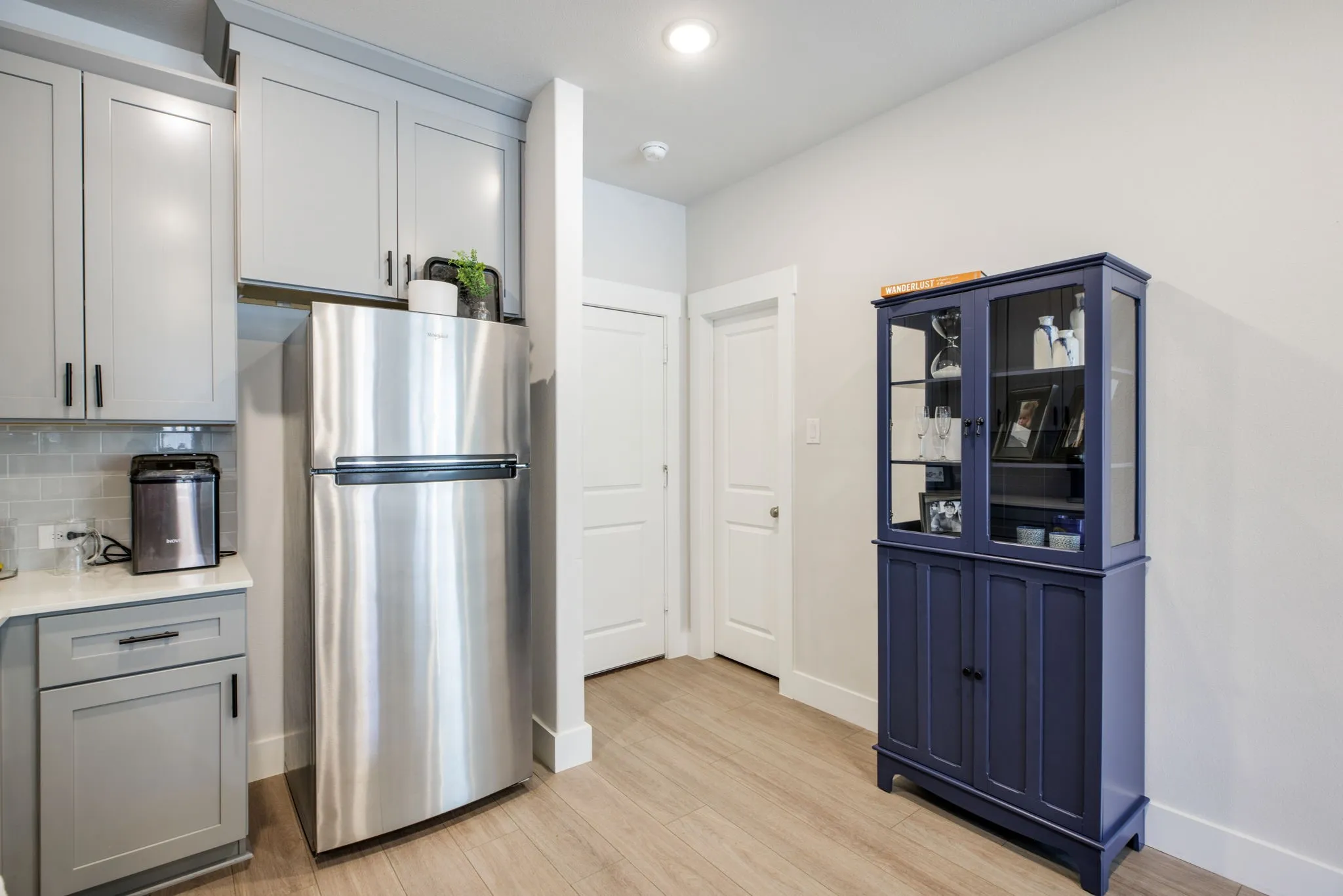 Townhouse For Rent in Tarrant County , 4502 Smokey Quartz Lane, Arlington, Texas 76005, 2 Bedroom, 3 Bathroom, 2 Garage spaces, 1,560 Sqft, built in 2022, mls#21286975, Real Estate Agent in Arlington, Homes For Rent in Tarrant county, Homes For Rent in Arlington, Realtor in Arlington Texas, Real Estate Brokerage Independent Realty Texas, Luminita Cordes Realtor