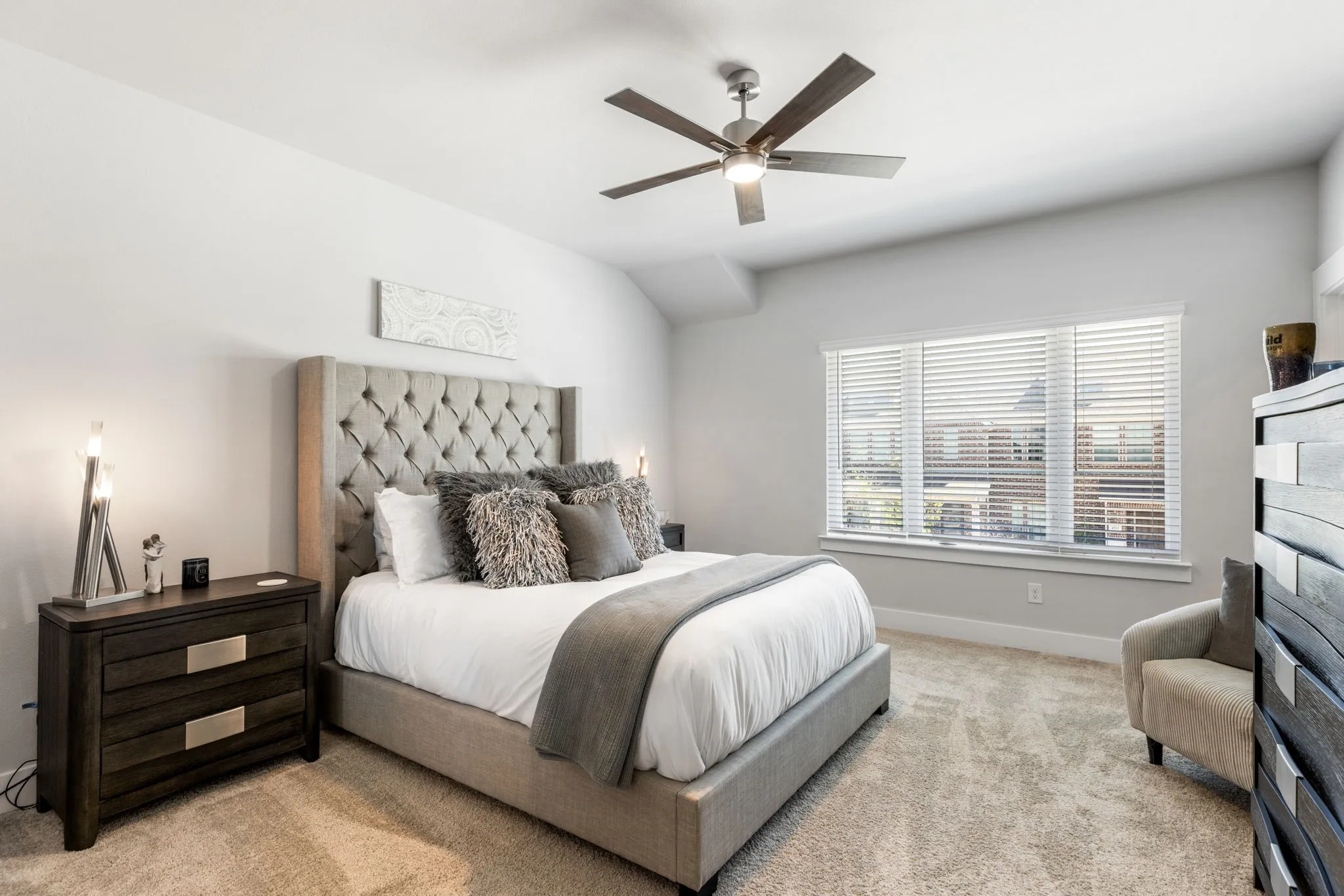 Townhouse For Rent in Tarrant County , 4502 Smokey Quartz Lane, Arlington, Texas 76005, 2 Bedroom, 3 Bathroom, 2 Garage spaces, 1,560 Sqft, built in 2022, mls#21286975, Real Estate Agent in Arlington, Homes For Rent in Tarrant county, Homes For Rent in Arlington, Realtor in Arlington Texas, Real Estate Brokerage Independent Realty Texas, Luminita Cordes Realtor
