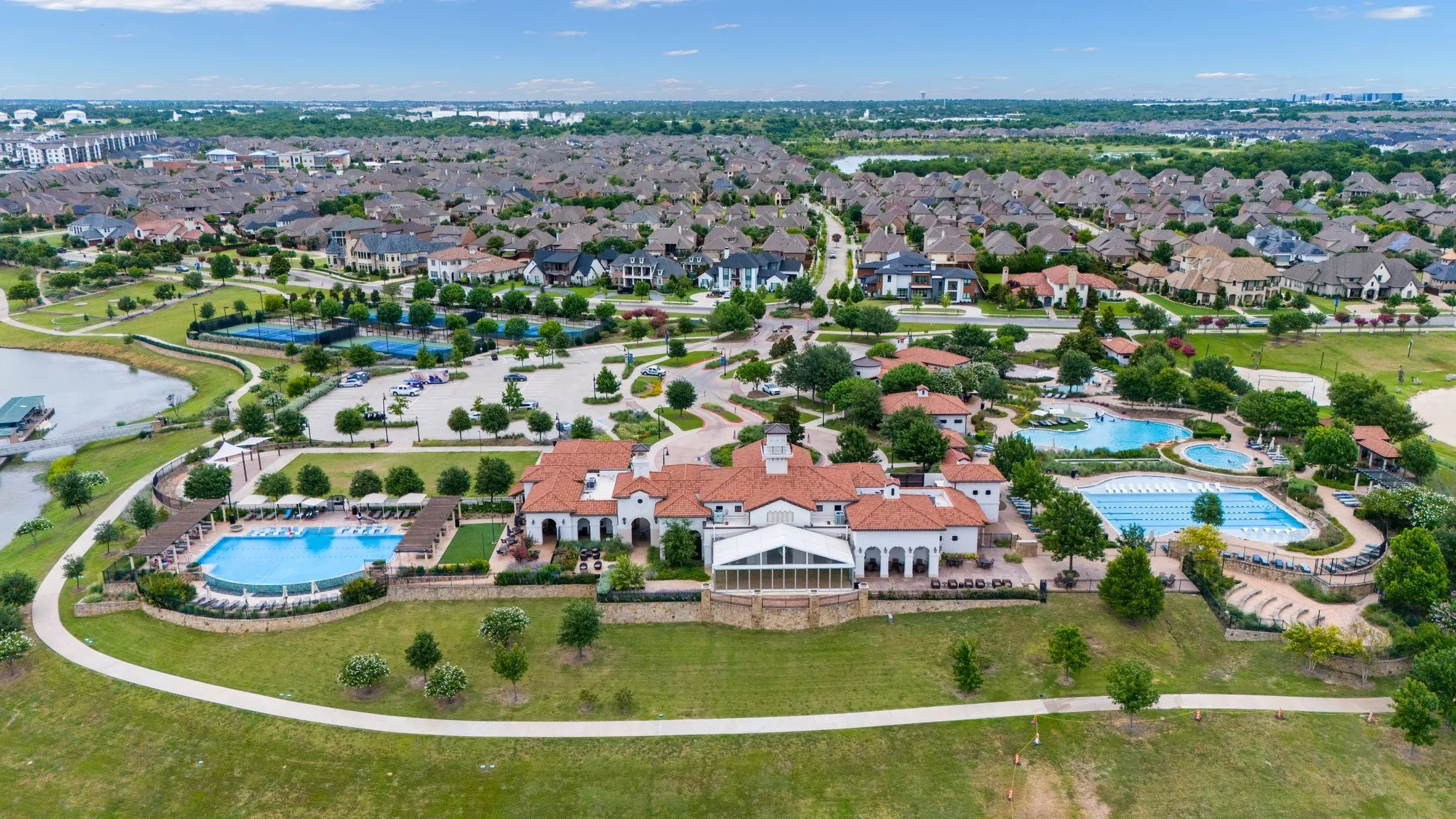 Townhouse For Rent in Tarrant County , 4502 Smokey Quartz Lane, Arlington, Texas 76005, 2 Bedroom, 3 Bathroom, 2 Garage spaces, 1,560 Sqft, built in 2022, mls#21286975, Real Estate Agent in Arlington, Homes For Rent in Tarrant county, Homes For Rent in Arlington, Realtor in Arlington Texas, Real Estate Brokerage Independent Realty Texas, Luminita Cordes Realtor