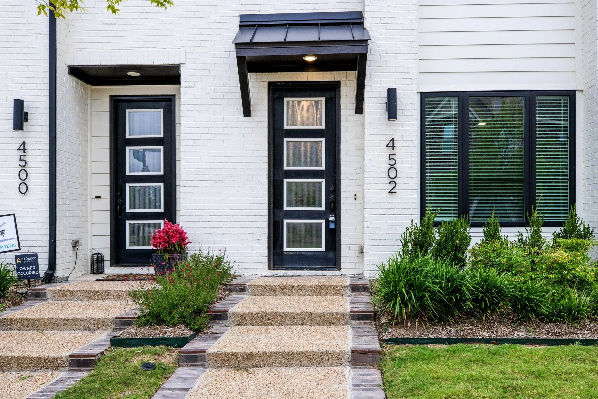 Townhouse For Rent in Tarrant County , 4502 Smokey Quartz Lane, Arlington, Texas 76005, 2 Bedroom, 3 Bathroom, 2 Garage spaces, 1,560 Sqft, built in 2022, mls#21286975, Real Estate Agent in Arlington, Homes For Rent in Tarrant county, Homes For Rent in Arlington, Realtor in Arlington Texas, Real Estate Brokerage Independent Realty Texas, Luminita Cordes Realtor