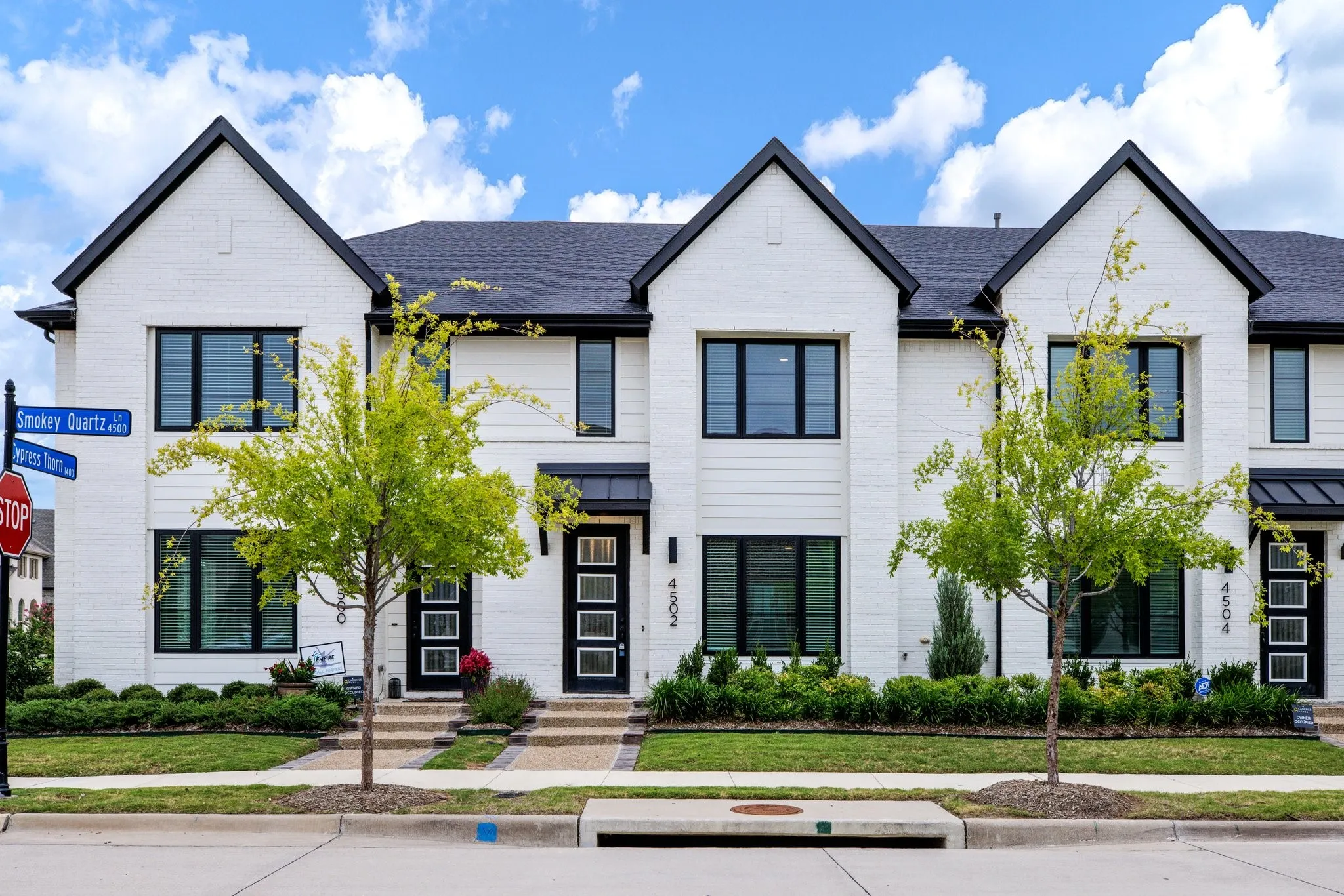Townhouse For Rent in Tarrant County , 4502 Smokey Quartz Lane, Arlington, Texas 76005, 2 Bedroom, 3 Bathroom, 2 Garage spaces, 1,560 Sqft, built in 2022, mls#21286975, Real Estate Agent in Arlington, Homes For Rent in Tarrant county, Homes For Rent in Arlington, Realtor in Arlington Texas, Real Estate Brokerage Independent Realty Texas, Luminita Cordes Realtor