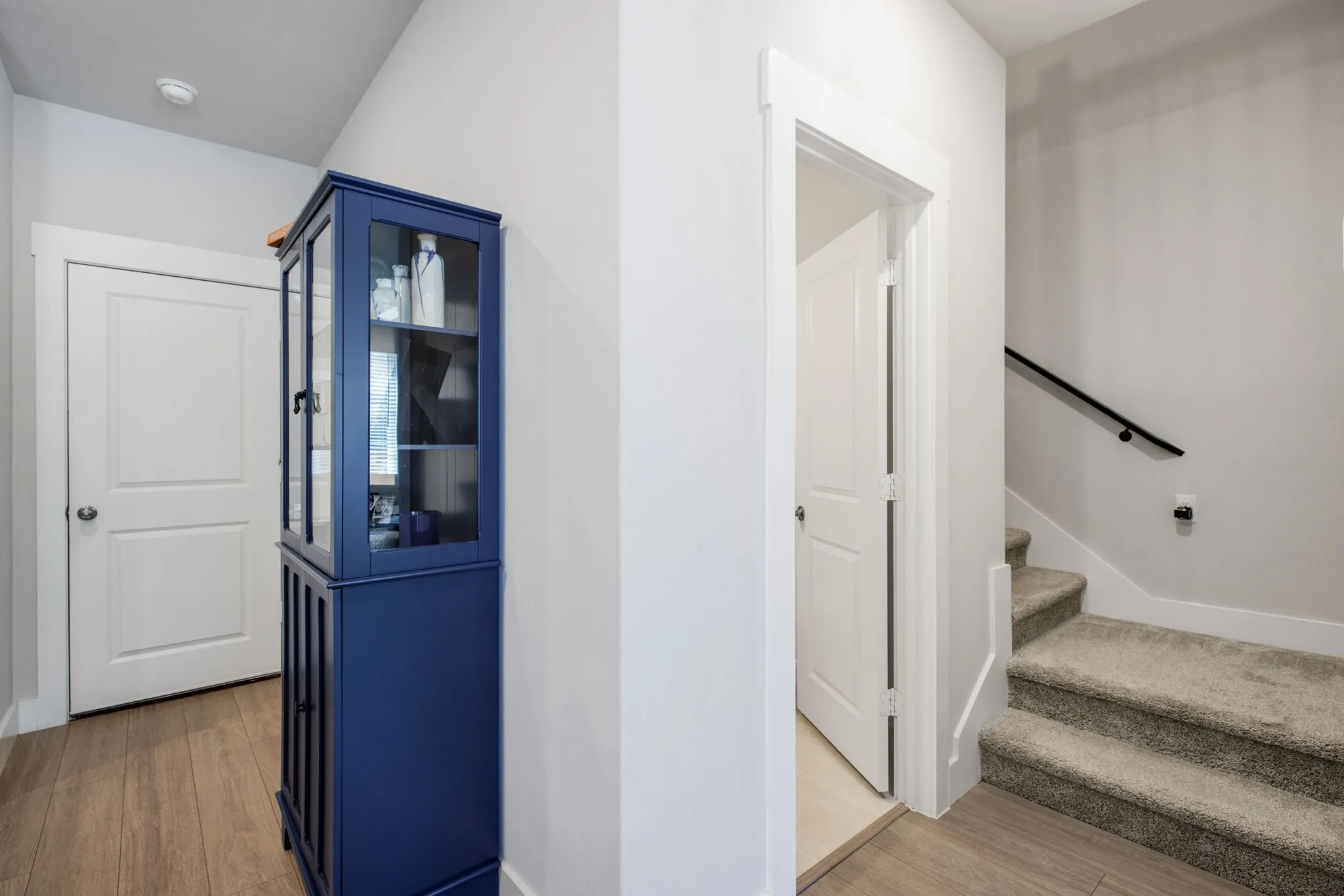 Townhouse For Rent in Tarrant County , 4502 Smokey Quartz Lane, Arlington, Texas 76005, 2 Bedroom, 3 Bathroom, 2 Garage spaces, 1,560 Sqft, built in 2022, mls#21286975, Real Estate Agent in Arlington, Homes For Rent in Tarrant county, Homes For Rent in Arlington, Realtor in Arlington Texas, Real Estate Brokerage Independent Realty Texas, Luminita Cordes Realtor