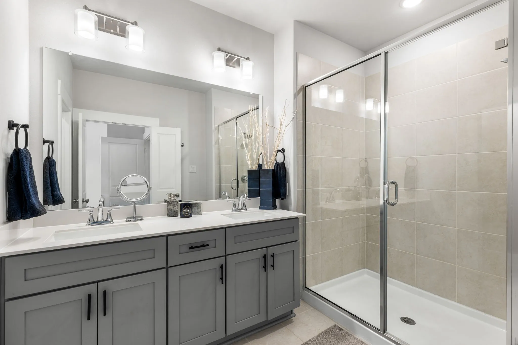 Townhouse For Rent in Tarrant County , 4502 Smokey Quartz Lane, Arlington, Texas 76005, 2 Bedroom, 3 Bathroom, 2 Garage spaces, 1,560 Sqft, built in 2022, mls#21286975, Real Estate Agent in Arlington, Homes For Rent in Tarrant county, Homes For Rent in Arlington, Realtor in Arlington Texas, Real Estate Brokerage Independent Realty Texas, Luminita Cordes Realtor