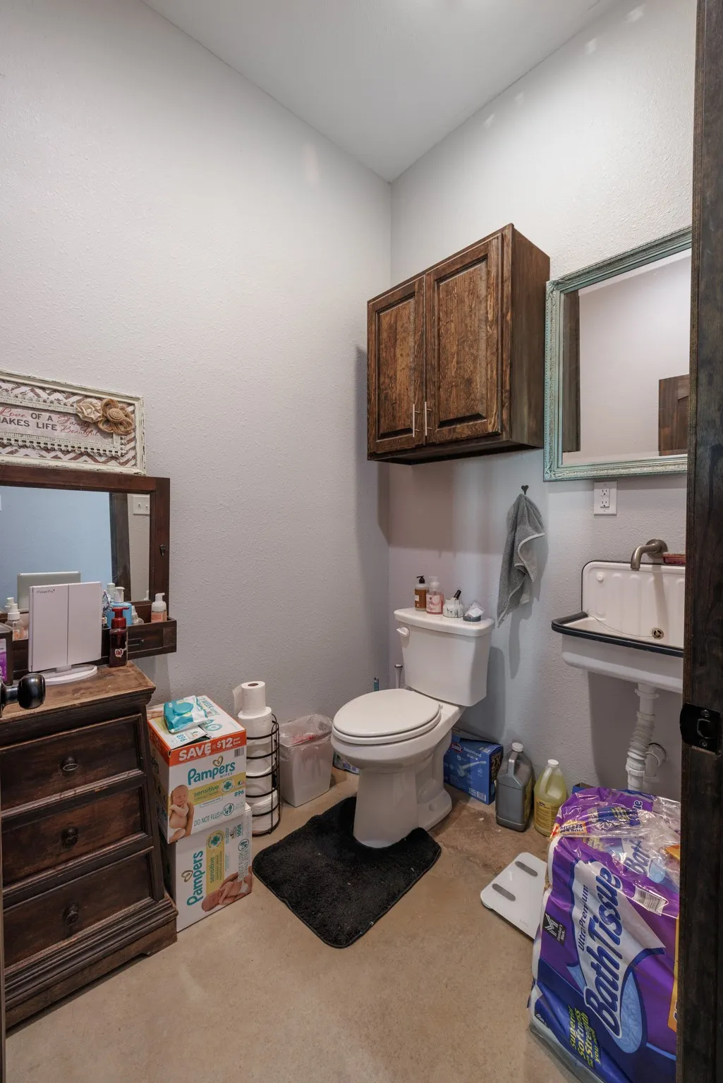 Farm For Sale in Jones County , 11530 County Road 140, Hamlin, Texas 79520, 3 Bedrooms, 3 Bathrooms, 2 Garage spaces, 2,400 Sqft, built in 2024, Price $850,000, mls#21273768, Real Estate Agent in Hamlin, Homes For Sale in Jones county, Homes For Sale in Hamlin, Realtor in Hamlin Texas, Real Estate Brokerage Independent Realty Texas, Luminita Cordes Realtor
