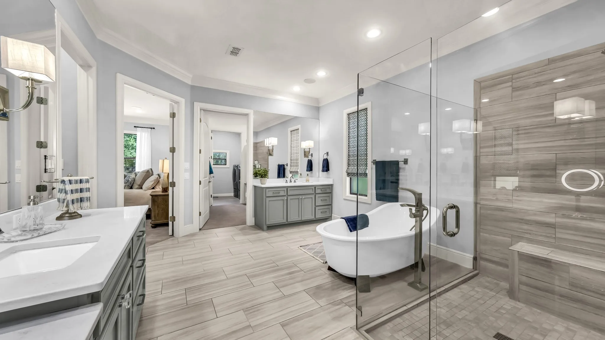 Dual vanities. GREAT sized shower. The second closet is right in the middle. You can see the second laundry room in through the closet.