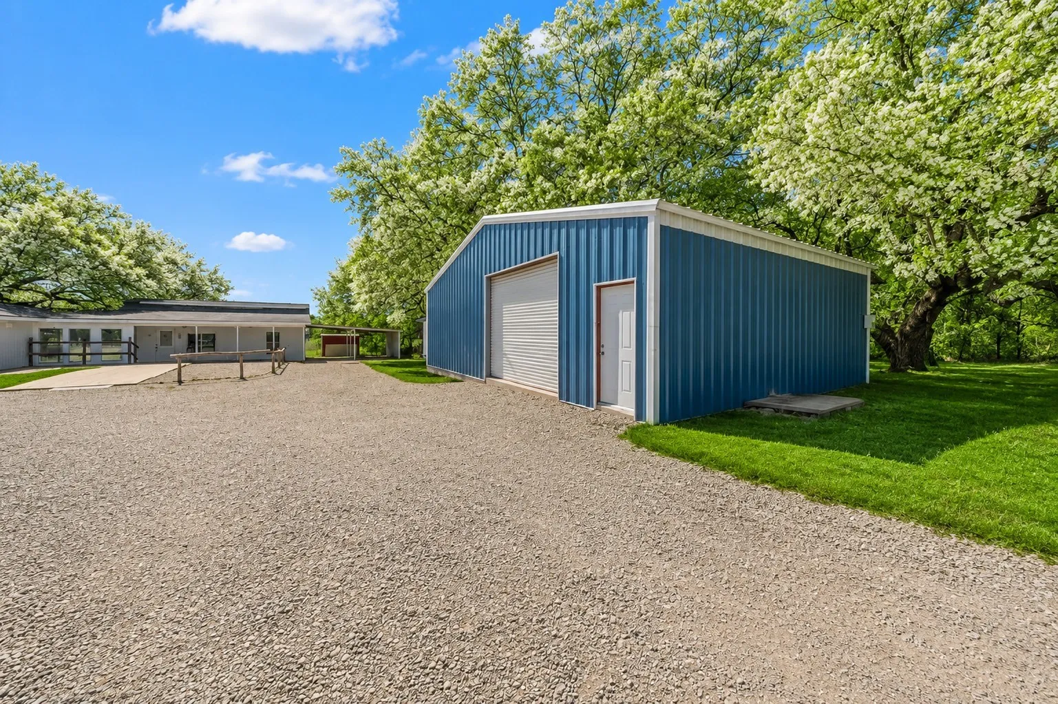 Single Family Residence For Sale in Mc Lennan County , 1835 Fort Graham Road, Waco, Texas 76705, 4 Bedroom, 3 Bathroom, Garage spaces, 3,195 Sqft, built in 1973, mls#21277183, Real Estate Agent in Waco, Homes For Sale in Mc Lennan county, Homes For Sale in Waco, Realtor in Waco Texas, Real Estate Brokerage Independent Realty Texas, Luminita Cordes Realtor