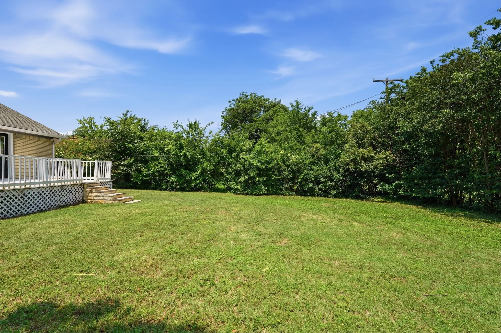 Single Family Residence For Sale in Tarrant County , 3804 Cornish Avenue, Fort Worth, Texas 76133, 3 Bedroom, 2 Bathroom, 2 Garage spaces, 1,444 Sqft, built in 1954, mls#21189882, Real Estate Agent in Fort Worth, Homes For Sale in Tarrant county, Homes For Sale in Fort Worth, Realtor in Fort Worth Texas, Real Estate Brokerage Independent Realty Texas, Luminita Cordes Realtor