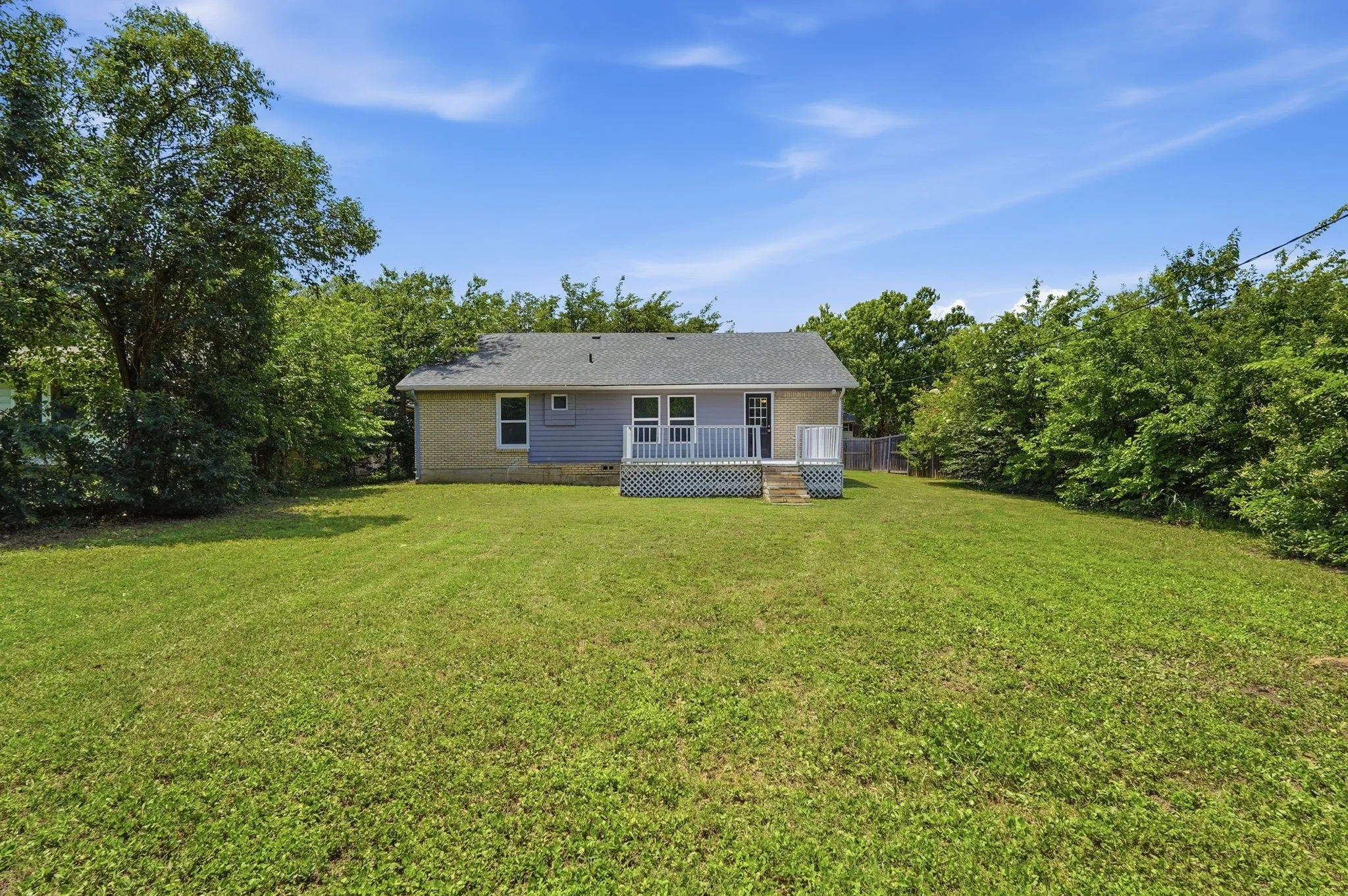 Single Family Residence For Sale in Tarrant County , 3804 Cornish Avenue, Fort Worth, Texas 76133, 3 Bedroom, 2 Bathroom, 2 Garage spaces, 1,444 Sqft, built in 1954, mls#21189882, Real Estate Agent in Fort Worth, Homes For Sale in Tarrant county, Homes For Sale in Fort Worth, Realtor in Fort Worth Texas, Real Estate Brokerage Independent Realty Texas, Luminita Cordes Realtor