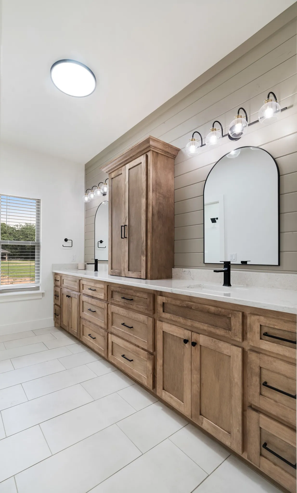 Single Family Residence For Sale in Lamar County , 250 Private Road 45855, Blossom, Texas 75416, 4 Bedroom, 3 Bathroom, 2 Garage spaces, 2,803 Sqft, built in 2026, mls#21263444, Real Estate Agent in Blossom, Homes For Sale in Lamar county, Homes For Sale in Blossom, Realtor in Blossom Texas, Real Estate Brokerage Independent Realty Texas, Luminita Cordes Realtor