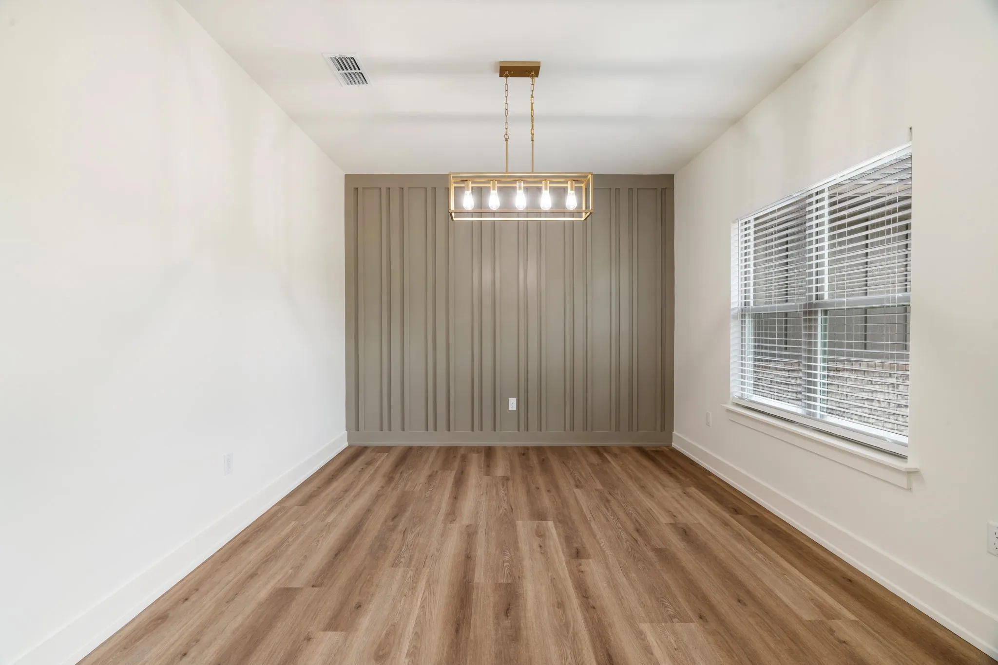 Single Family Residence For Sale in Lamar County , 250 Private Road 45855, Blossom, Texas 75416, 4 Bedroom, 3 Bathroom, 2 Garage spaces, 2,803 Sqft, built in 2026, mls#21263444, Real Estate Agent in Blossom, Homes For Sale in Lamar county, Homes For Sale in Blossom, Realtor in Blossom Texas, Real Estate Brokerage Independent Realty Texas, Luminita Cordes Realtor