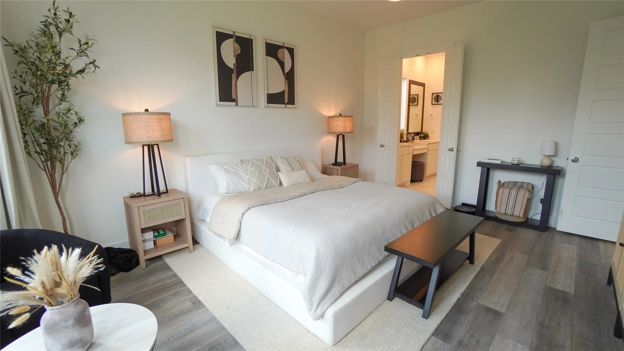 Single Family Residence For Rent in Rockwall County , 5727 Huffines Boulevard, Royse City, Texas 75189, 5 Bedroom, 4 Bathroom, 2 Garage spaces, 3,251 Sqft, built in 2023, mls#21283480, Real Estate Agent in Royse City, Homes For Rent in Rockwall county, Homes For Rent in Royse City, Realtor in Royse City Texas, Real Estate Brokerage Independent Realty Texas, Luminita Cordes Realtor