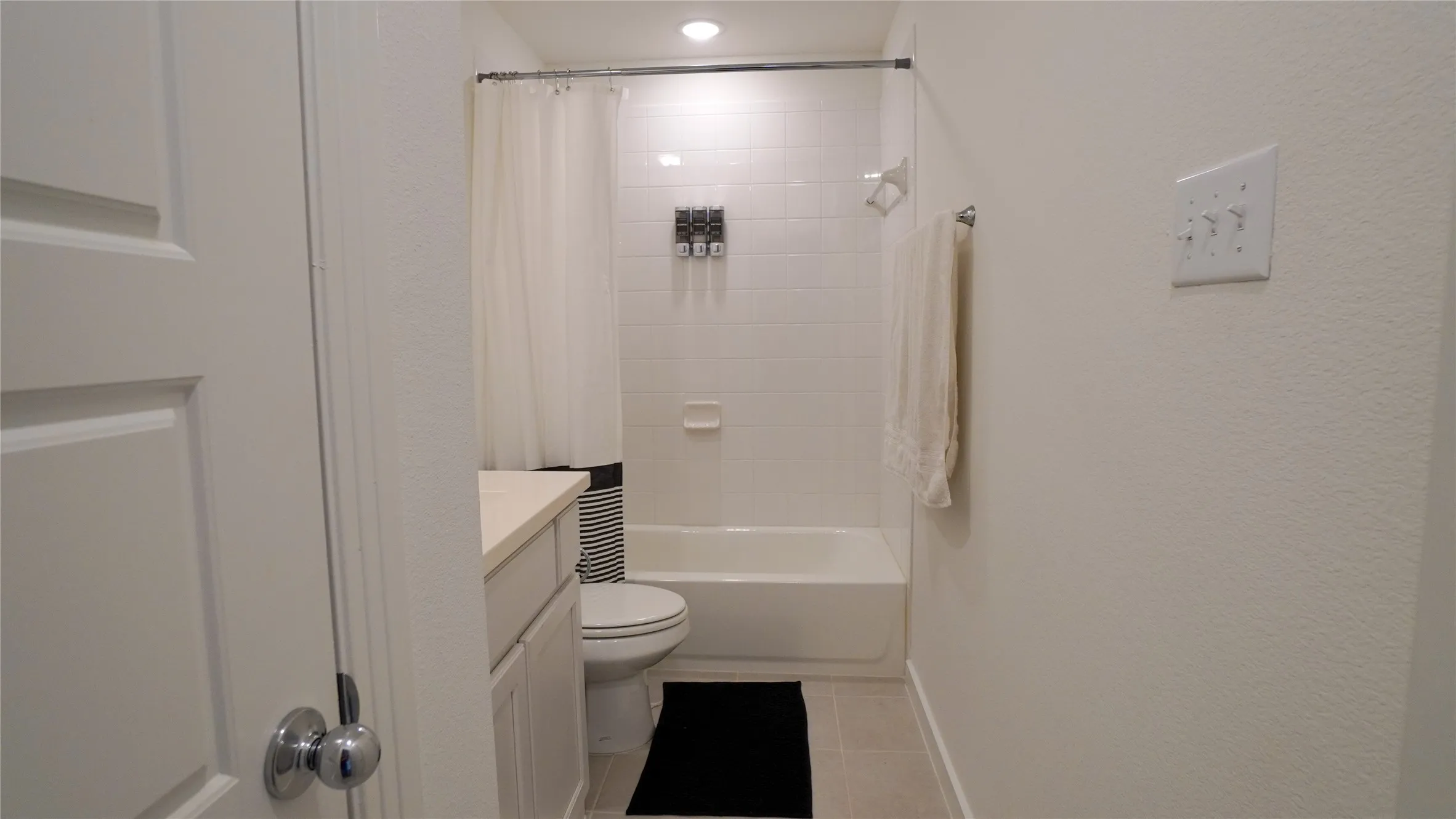 Single Family Residence For Rent in Rockwall County , 5727 Huffines Boulevard, Royse City, Texas 75189, 5 Bedroom, 4 Bathroom, 2 Garage spaces, 3,251 Sqft, built in 2023, mls#21283480, Real Estate Agent in Royse City, Homes For Rent in Rockwall county, Homes For Rent in Royse City, Realtor in Royse City Texas, Real Estate Brokerage Independent Realty Texas, Luminita Cordes Realtor