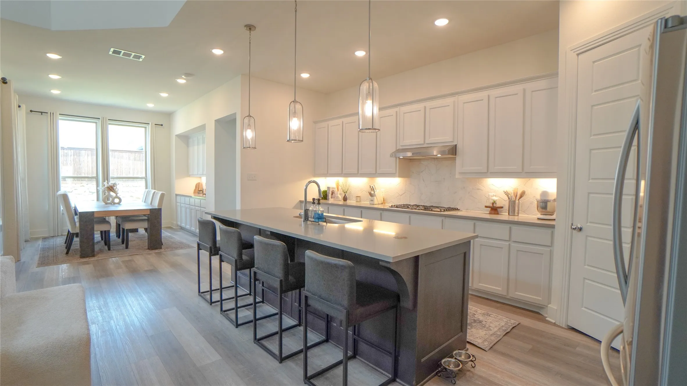 Single Family Residence For Rent in Rockwall County , 5727 Huffines Boulevard, Royse City, Texas 75189, 5 Bedroom, 4 Bathroom, 2 Garage spaces, 3,251 Sqft, built in 2023, mls#21283480, Real Estate Agent in Royse City, Homes For Rent in Rockwall county, Homes For Rent in Royse City, Realtor in Royse City Texas, Real Estate Brokerage Independent Realty Texas, Luminita Cordes Realtor
