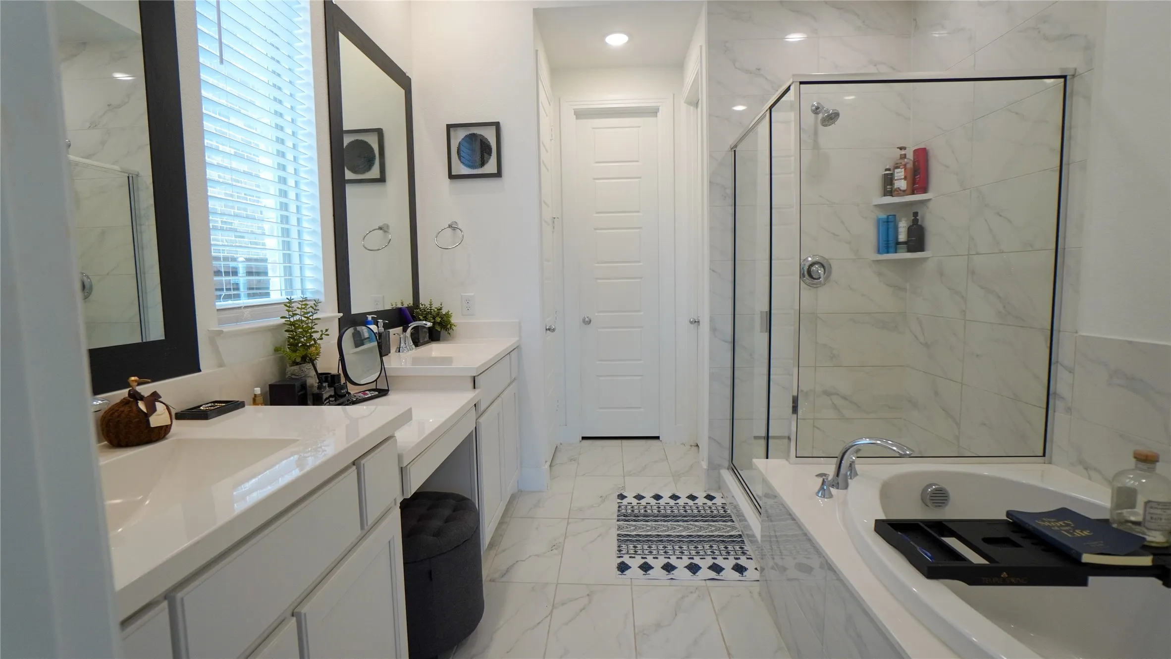 Single Family Residence For Rent in Rockwall County , 5727 Huffines Boulevard, Royse City, Texas 75189, 5 Bedroom, 4 Bathroom, 2 Garage spaces, 3,251 Sqft, built in 2023, mls#21283480, Real Estate Agent in Royse City, Homes For Rent in Rockwall county, Homes For Rent in Royse City, Realtor in Royse City Texas, Real Estate Brokerage Independent Realty Texas, Luminita Cordes Realtor