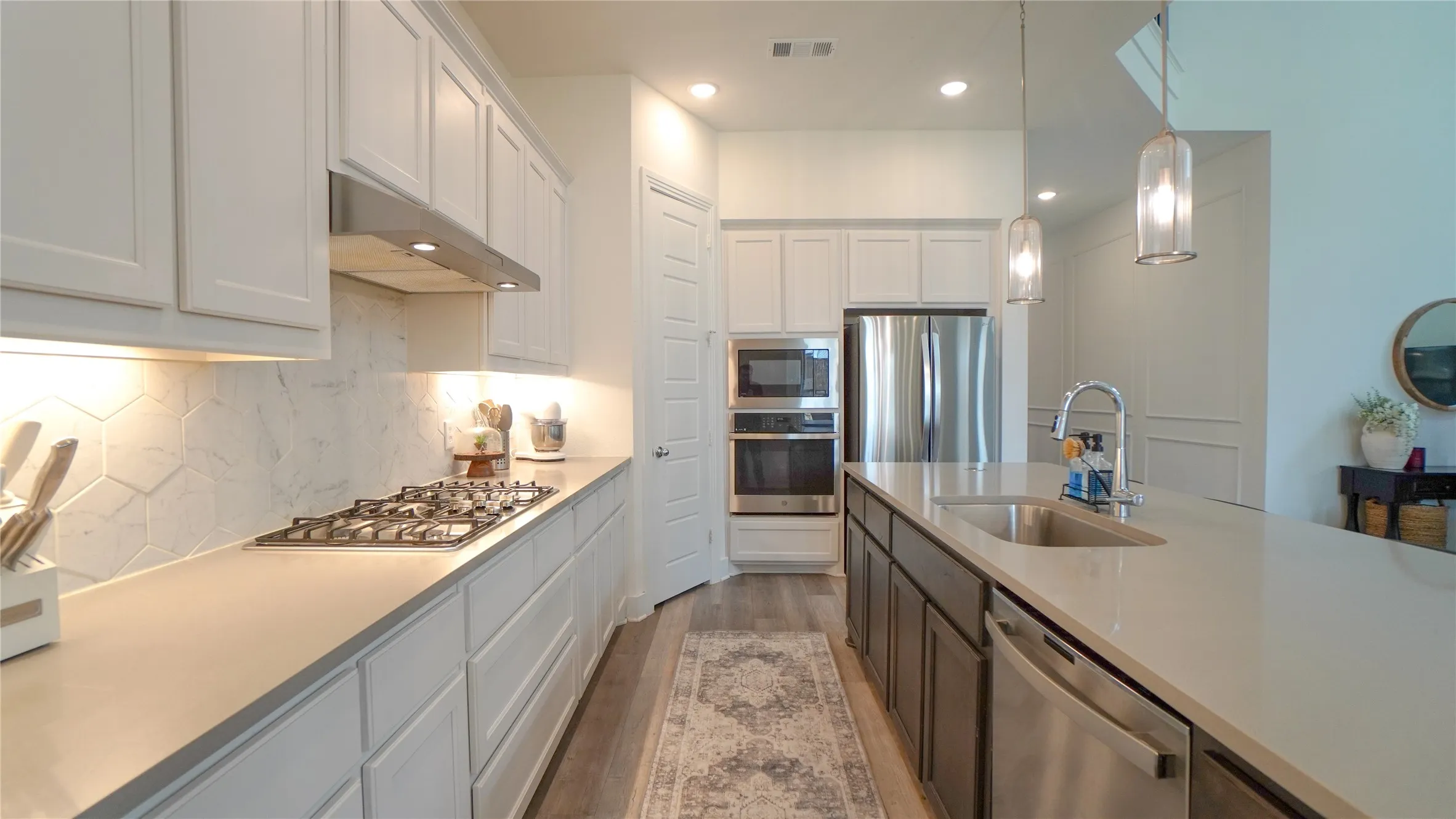 Single Family Residence For Rent in Rockwall County , 5727 Huffines Boulevard, Royse City, Texas 75189, 5 Bedroom, 4 Bathroom, 2 Garage spaces, 3,251 Sqft, built in 2023, mls#21283480, Real Estate Agent in Royse City, Homes For Rent in Rockwall county, Homes For Rent in Royse City, Realtor in Royse City Texas, Real Estate Brokerage Independent Realty Texas, Luminita Cordes Realtor