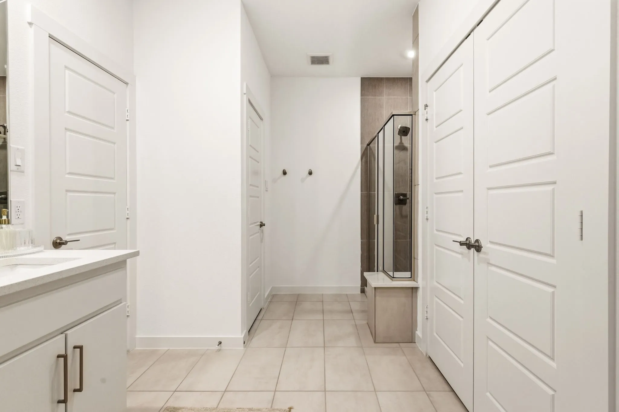 Townhouse For Sale in Denton County , 820 Dulaney Court, Prosper, Texas 75078, 3 Bedrooms, 3 Bathrooms, 2 Garage spaces, 1,886 Sqft, built in 2023, Price $400,000, mls#21287056, Real Estate Agent in Prosper, Homes For Sale in Denton county, Homes For Sale in Prosper, Realtor in Prosper Texas, Real Estate Brokerage Independent Realty Texas, Luminita Cordes Realtor