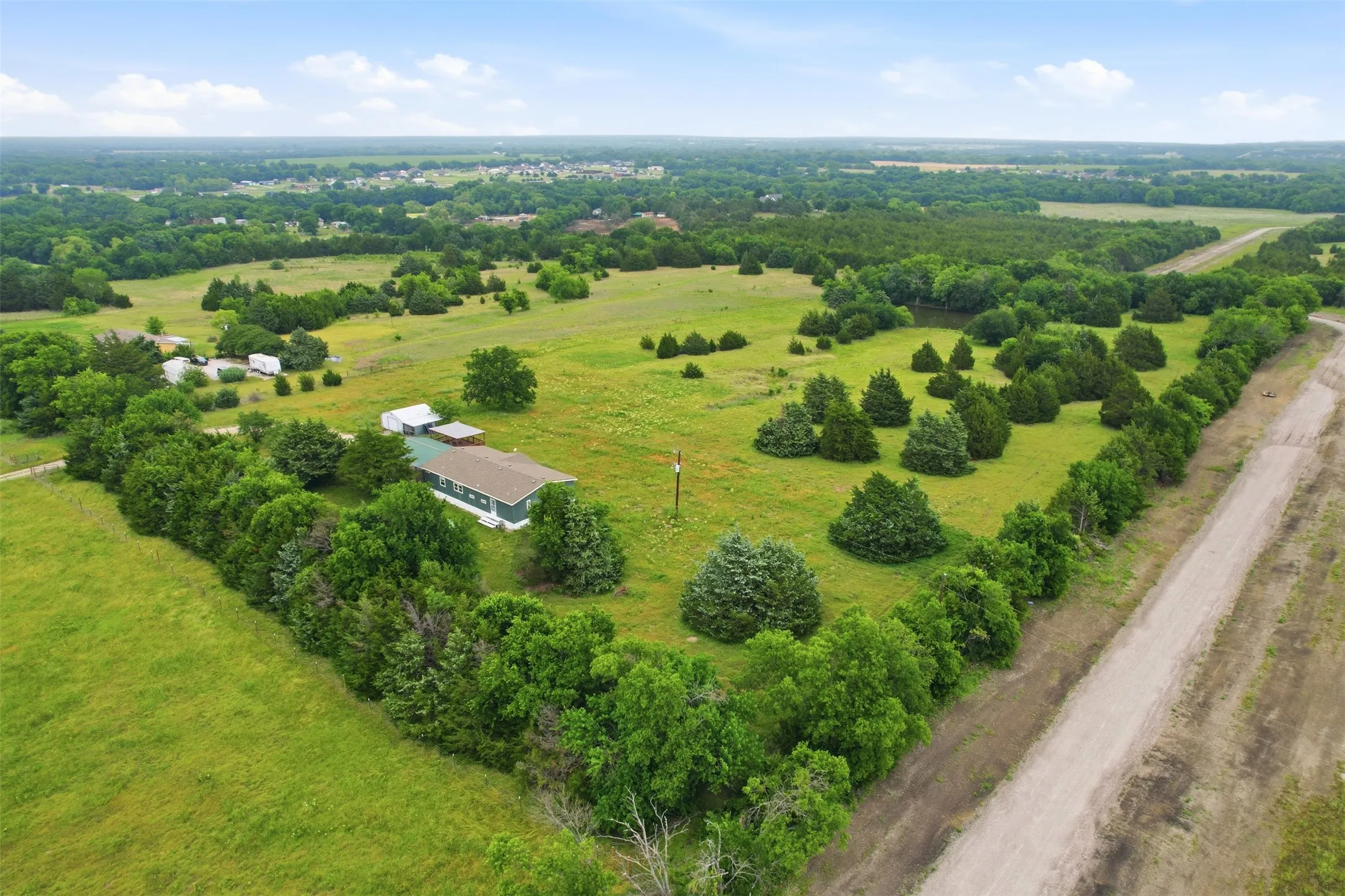 Farm For Rent in Collin County , 4196 L FM 75, Princeton, Texas 75407, 3 Bedroom, 2 Bathroom, Garage spaces, 1,680 Sqft, built in 2017, mls#21285667, Real Estate Agent in Princeton, Homes For Rent in Collin county, Homes For Rent in Princeton, Realtor in Princeton Texas, Real Estate Brokerage Independent Realty Texas, Luminita Cordes Realtor