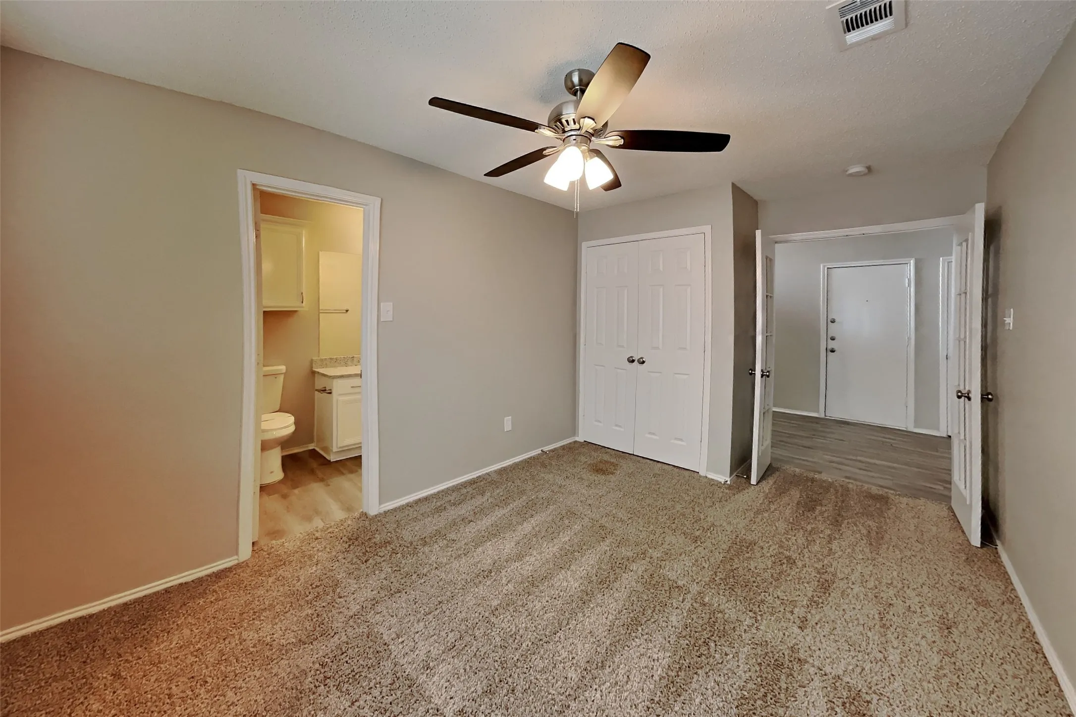Single Family Residence For Rent in Kaufman County , 511 Brazos Street, Forney, Texas 75126, 3 Bedroom, 2 Bathroom, 2 Garage spaces, 1,570 Sqft, built in 1999, mls#21287100, Real Estate Agent in Forney, Homes For Rent in Kaufman county, Homes For Rent in Forney, Realtor in Forney Texas, Real Estate Brokerage Independent Realty Texas, Luminita Cordes Realtor