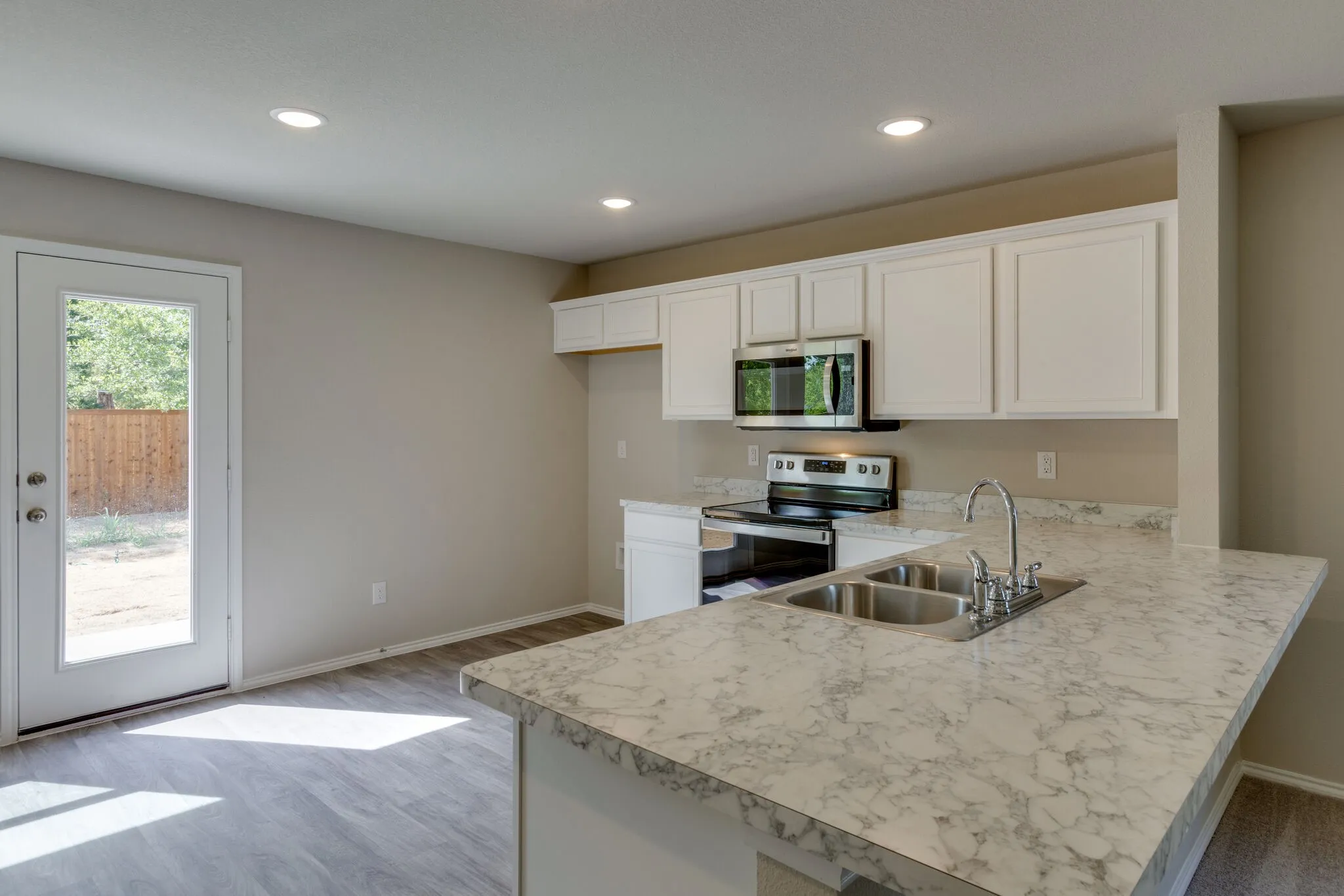 Single Family Residence For Rent in Kaufman County , 111 Rock Creek Lane, Terrell, Texas 75160, 3 Bedroom, 2 Bathroom, 2 Garage spaces, 1,263 Sqft, built in 2022, mls#21286873, Real Estate Agent in Terrell, Homes For Rent in Kaufman county, Homes For Rent in Terrell, Realtor in Terrell Texas, Real Estate Brokerage Independent Realty Texas, Luminita Cordes Realtor