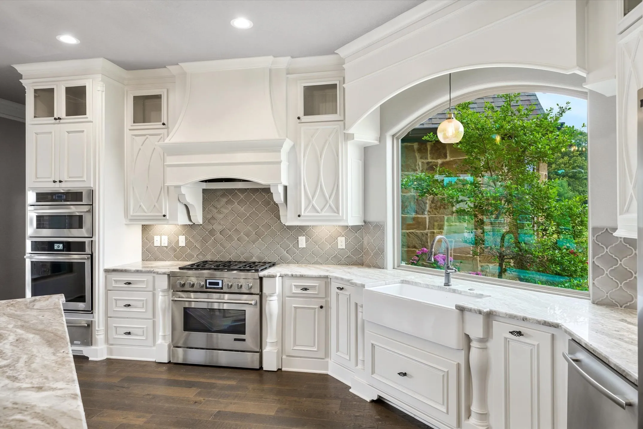 Single Family Residence For Sale in Smith County , 16508 Hailey Court, Tyler, Texas 75703, 6 Bedrooms, 9 Bathrooms, 13 Garage spaces, 9,730 Sqft, built in 2016, Price $2,800,000, mls#21281232, Real Estate Agent in Tyler, Homes For Sale in Smith county, Homes For Sale in Tyler, Realtor in Tyler Texas, Real Estate Brokerage Independent Realty Texas, Luminita Cordes Realtor