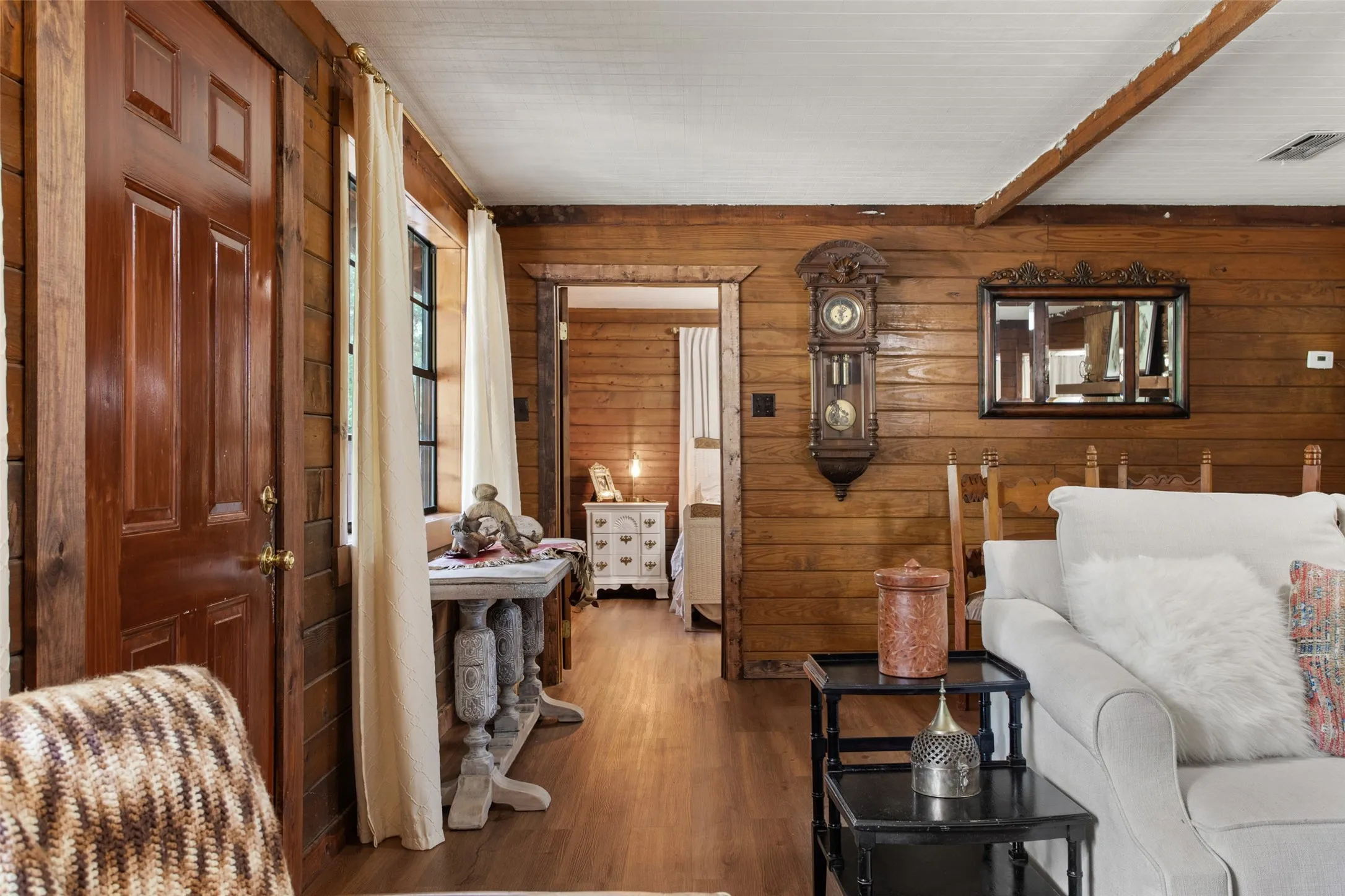 Single Family Residence For Sale in Smith County , 24087 FM 15, Troup, Texas 75789, 3 Bedroom, 2 Bathroom, Garage spaces, 1,400 Sqft, built in 2002, mls#21286594, Real Estate Agent in Troup, Homes For Sale in Smith county, Homes For Sale in Troup, Realtor in Troup Texas, Real Estate Brokerage Independent Realty Texas, Luminita Cordes Realtor