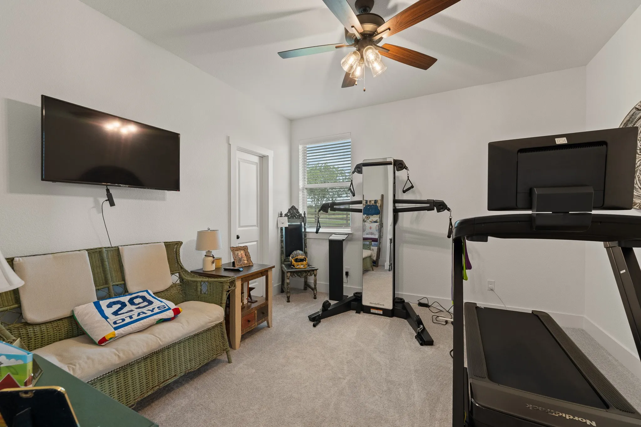 Single Family Residence For Sale in Johnson County , 6065 Bella Terra Lane, Godley, Texas 76044, 4 Bedroom, 3 Bathroom, 3 Garage spaces, 2,604 Sqft, built in 2022, mls#21284879, Real Estate Agent in Godley, Homes For Sale in Johnson county, Homes For Sale in Godley, Realtor in Godley Texas, Real Estate Brokerage Independent Realty Texas, Luminita Cordes Realtor