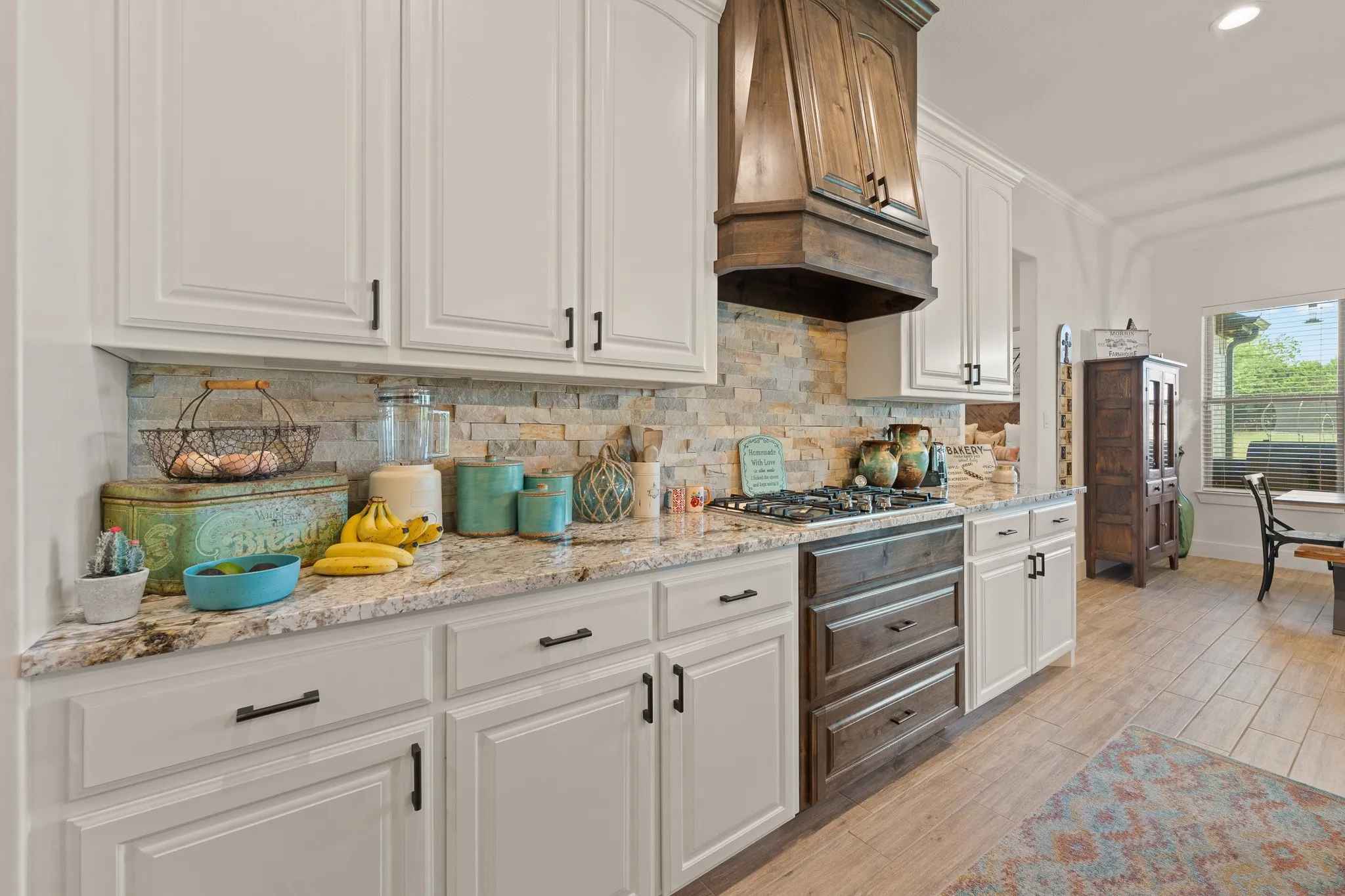 Single Family Residence For Sale in Johnson County , 6065 Bella Terra Lane, Godley, Texas 76044, 4 Bedroom, 3 Bathroom, 3 Garage spaces, 2,604 Sqft, built in 2022, mls#21284879, Real Estate Agent in Godley, Homes For Sale in Johnson county, Homes For Sale in Godley, Realtor in Godley Texas, Real Estate Brokerage Independent Realty Texas, Luminita Cordes Realtor