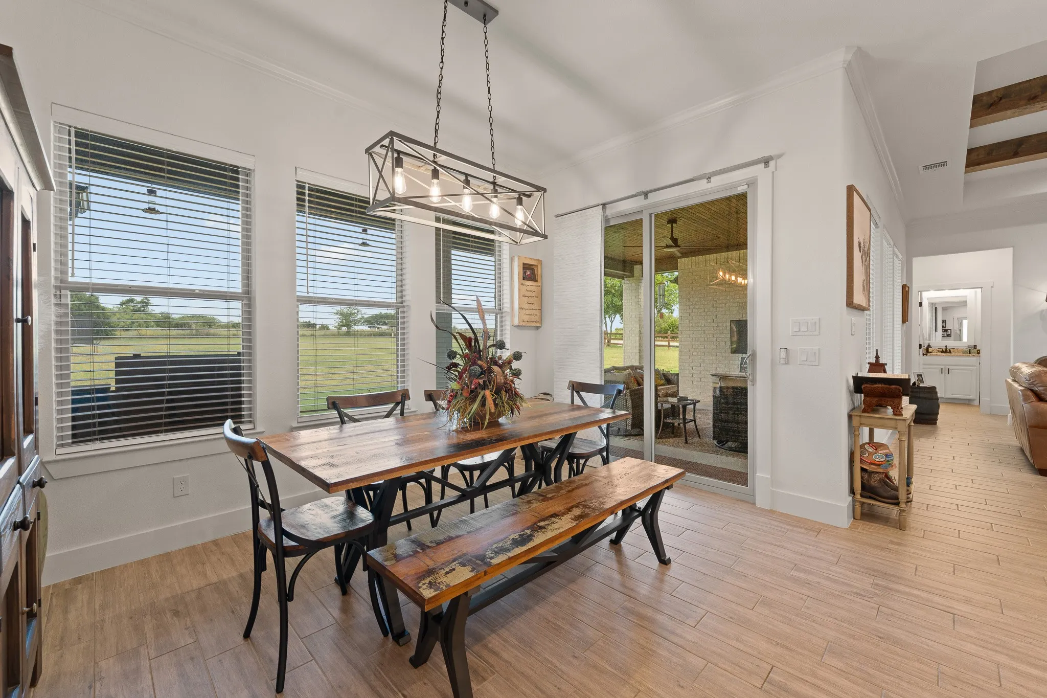Single Family Residence For Sale in Johnson County , 6065 Bella Terra Lane, Godley, Texas 76044, 4 Bedroom, 3 Bathroom, 3 Garage spaces, 2,604 Sqft, built in 2022, mls#21284879, Real Estate Agent in Godley, Homes For Sale in Johnson county, Homes For Sale in Godley, Realtor in Godley Texas, Real Estate Brokerage Independent Realty Texas, Luminita Cordes Realtor