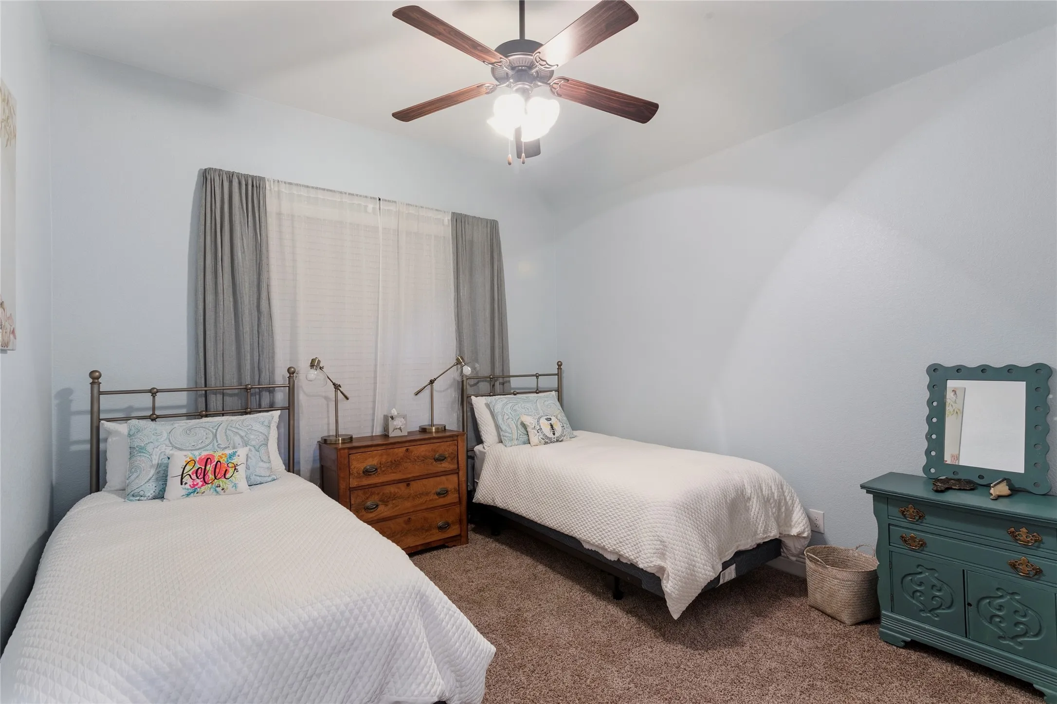 Single Family Residence For Sale in Collin County , 10909 Smithville Place, Mc Kinney, Texas 75071, 3 Bedroom, 2 Bathroom, 2 Garage spaces, 2,330 Sqft, built in 2017, mls#21283893, Real Estate Agent in Mc Kinney, Homes For Sale in Collin county, Homes For Sale in Mc Kinney, Realtor in Mc Kinney Texas, Real Estate Brokerage Independent Realty Texas, Luminita Cordes Realtor