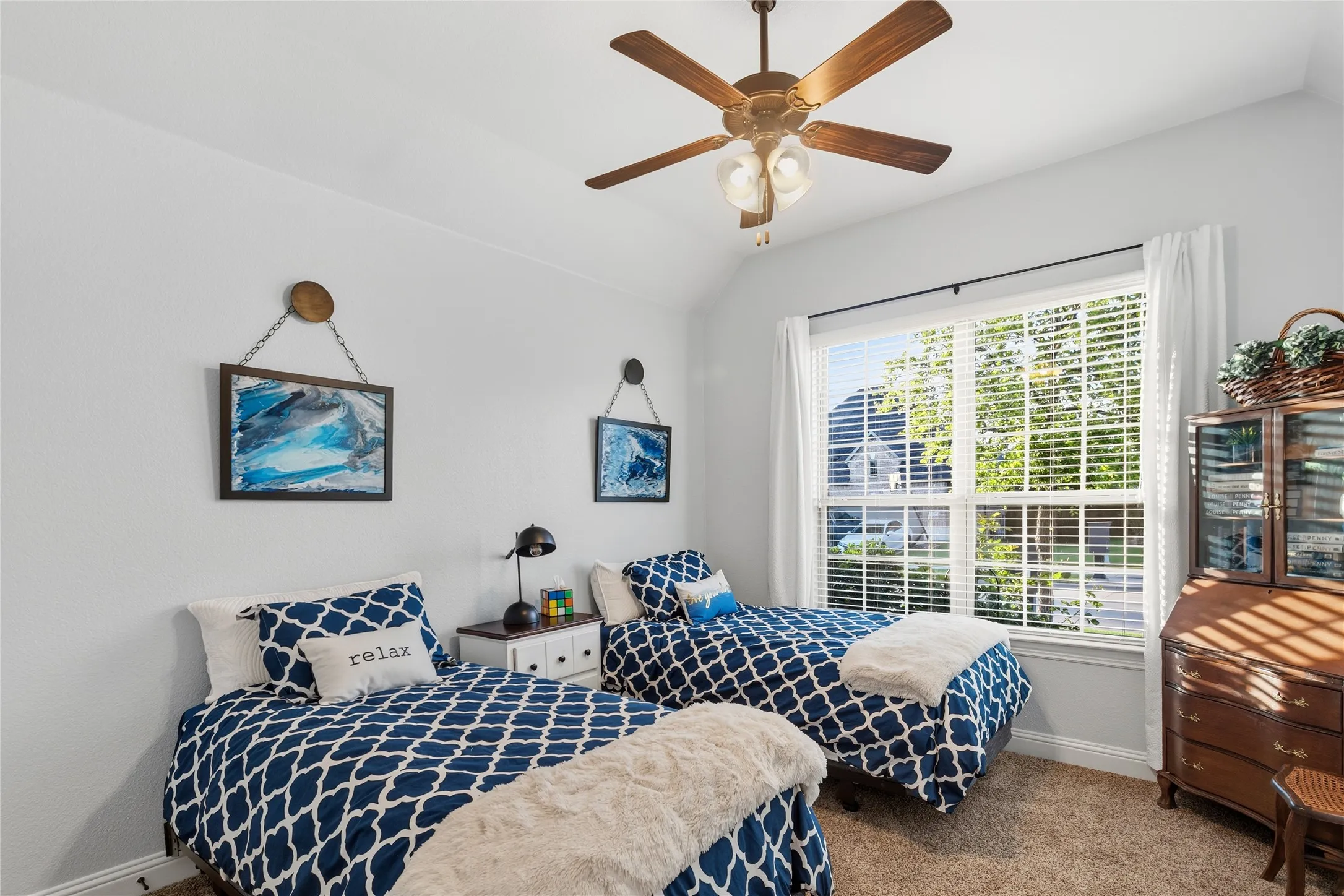 Single Family Residence For Sale in Collin County , 10909 Smithville Place, Mc Kinney, Texas 75071, 3 Bedroom, 2 Bathroom, 2 Garage spaces, 2,330 Sqft, built in 2017, mls#21283893, Real Estate Agent in Mc Kinney, Homes For Sale in Collin county, Homes For Sale in Mc Kinney, Realtor in Mc Kinney Texas, Real Estate Brokerage Independent Realty Texas, Luminita Cordes Realtor