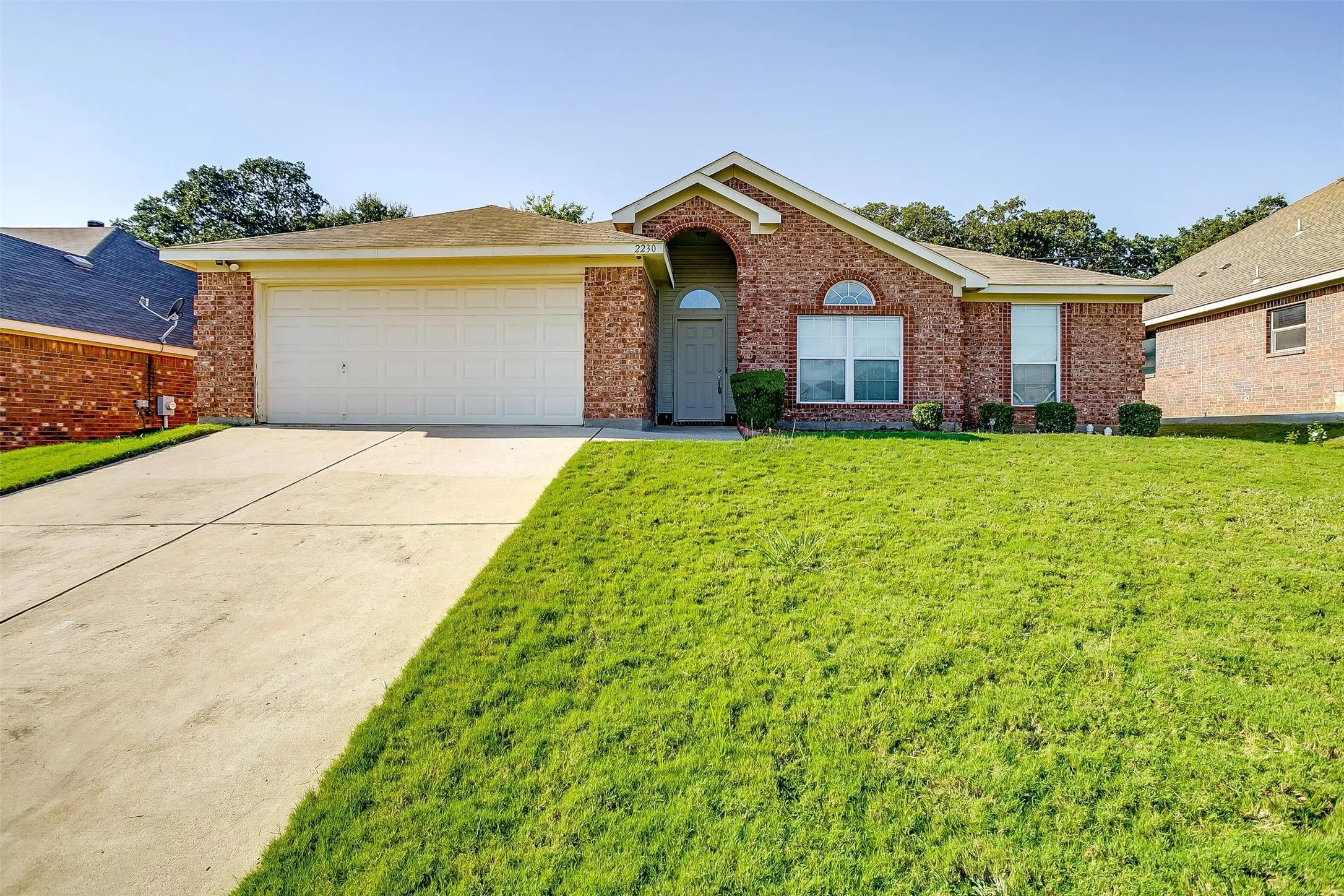 Single Family Residence For Rent in Tarrant County , 2230 Cancun Drive, Mansfield, Texas 76063, 3 Bedroom, 2 Bathroom, 2 Garage spaces, 1,663 Sqft, built in 2007, mls#21287147, Real Estate Agent in Mansfield, Homes For Rent in Tarrant county, Homes For Rent in Mansfield, Realtor in Mansfield Texas, Real Estate Brokerage Independent Realty Texas, Luminita Cordes Realtor
