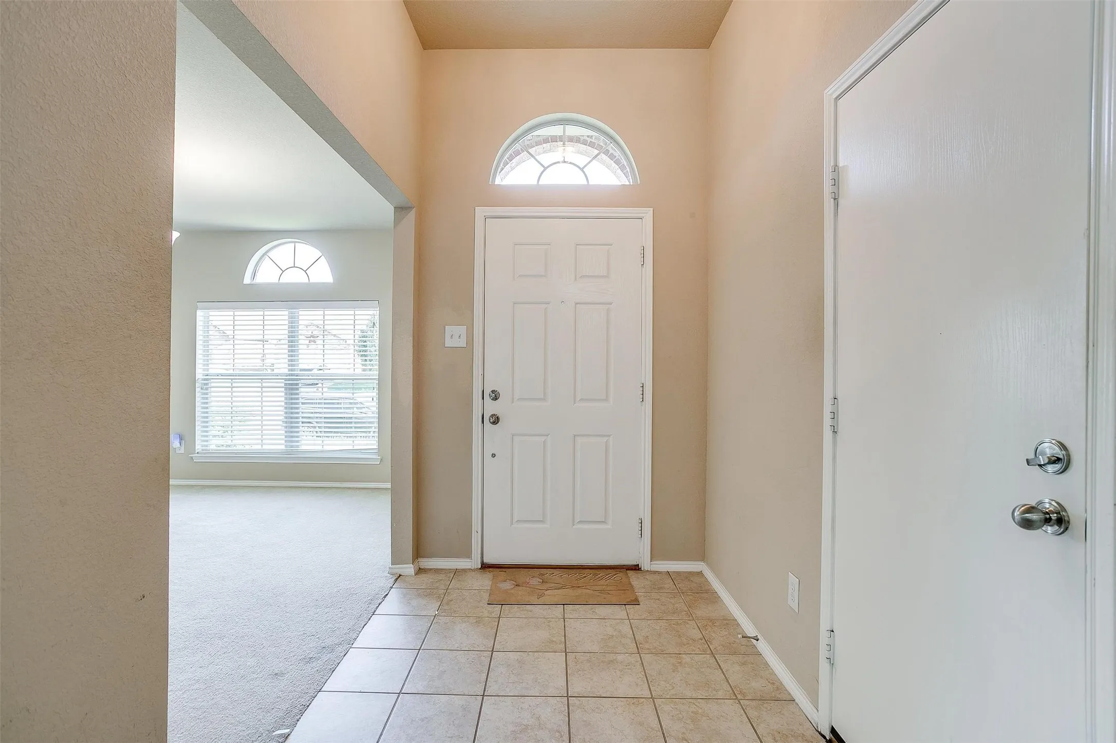 Single Family Residence For Rent in Tarrant County , 2230 Cancun Drive, Mansfield, Texas 76063, 3 Bedroom, 2 Bathroom, 2 Garage spaces, 1,663 Sqft, built in 2007, mls#21287147, Real Estate Agent in Mansfield, Homes For Rent in Tarrant county, Homes For Rent in Mansfield, Realtor in Mansfield Texas, Real Estate Brokerage Independent Realty Texas, Luminita Cordes Realtor