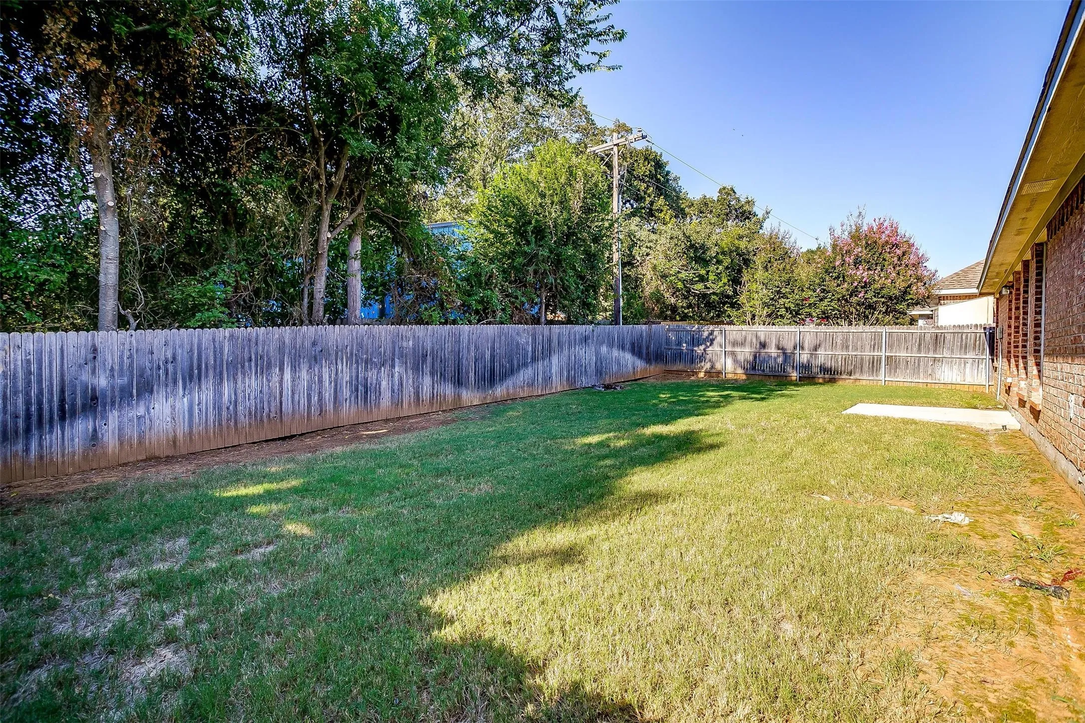 Single Family Residence For Rent in Tarrant County , 2230 Cancun Drive, Mansfield, Texas 76063, 3 Bedroom, 2 Bathroom, 2 Garage spaces, 1,663 Sqft, built in 2007, mls#21287147, Real Estate Agent in Mansfield, Homes For Rent in Tarrant county, Homes For Rent in Mansfield, Realtor in Mansfield Texas, Real Estate Brokerage Independent Realty Texas, Luminita Cordes Realtor
