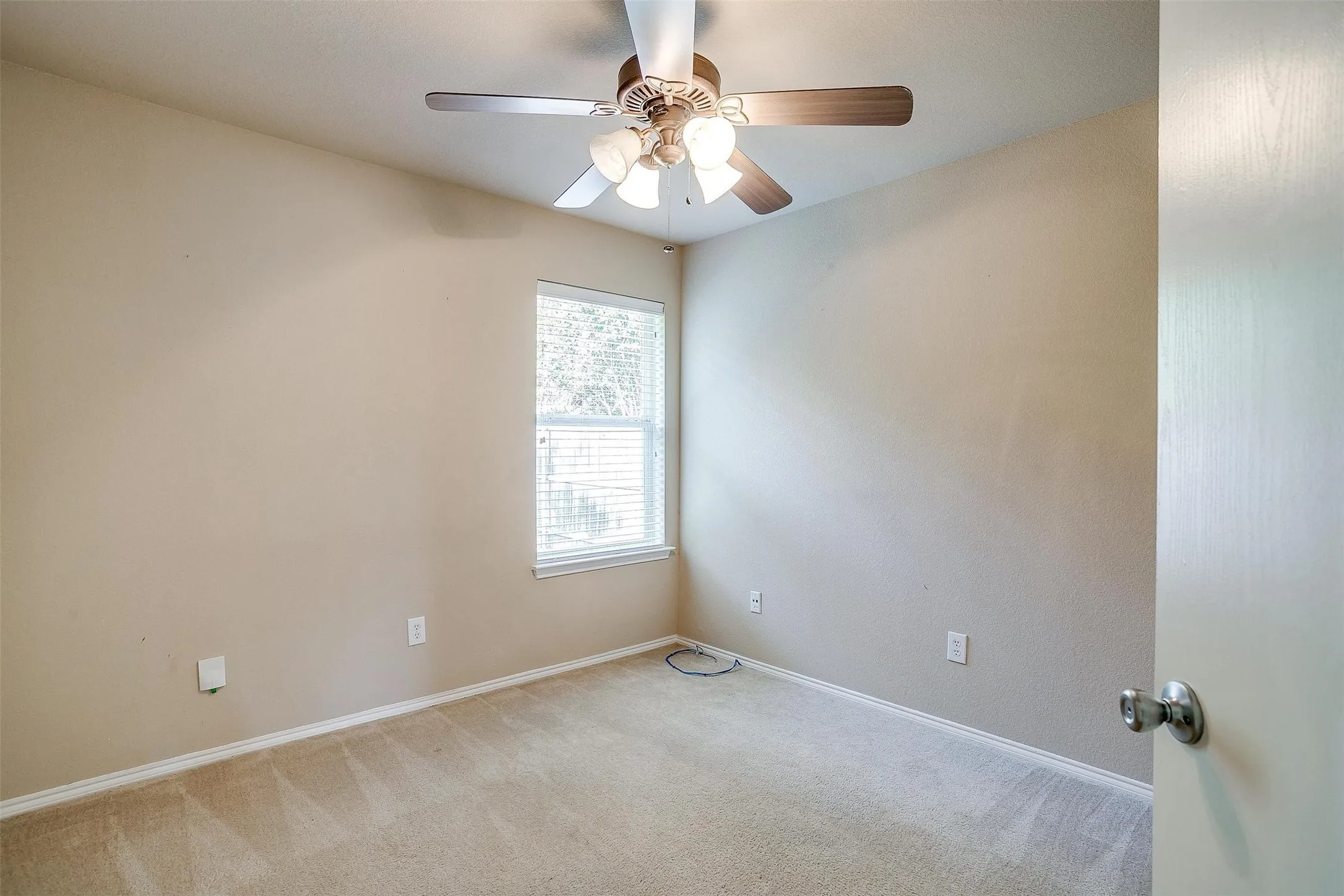 Single Family Residence For Rent in Tarrant County , 2230 Cancun Drive, Mansfield, Texas 76063, 3 Bedroom, 2 Bathroom, 2 Garage spaces, 1,663 Sqft, built in 2007, mls#21287147, Real Estate Agent in Mansfield, Homes For Rent in Tarrant county, Homes For Rent in Mansfield, Realtor in Mansfield Texas, Real Estate Brokerage Independent Realty Texas, Luminita Cordes Realtor