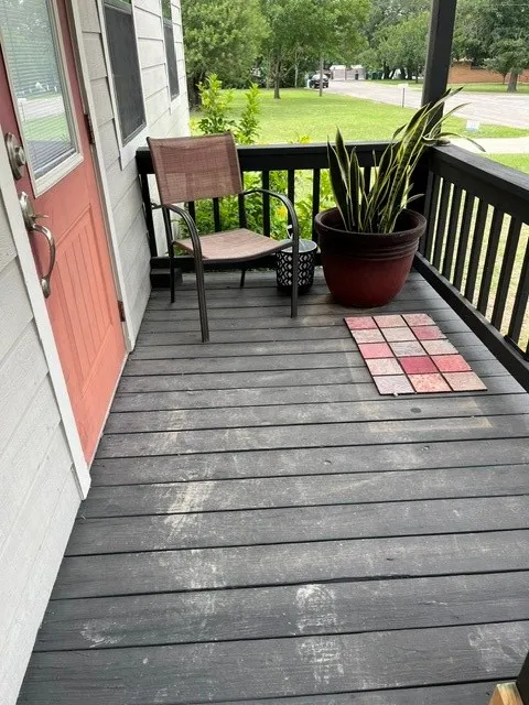 covered porch