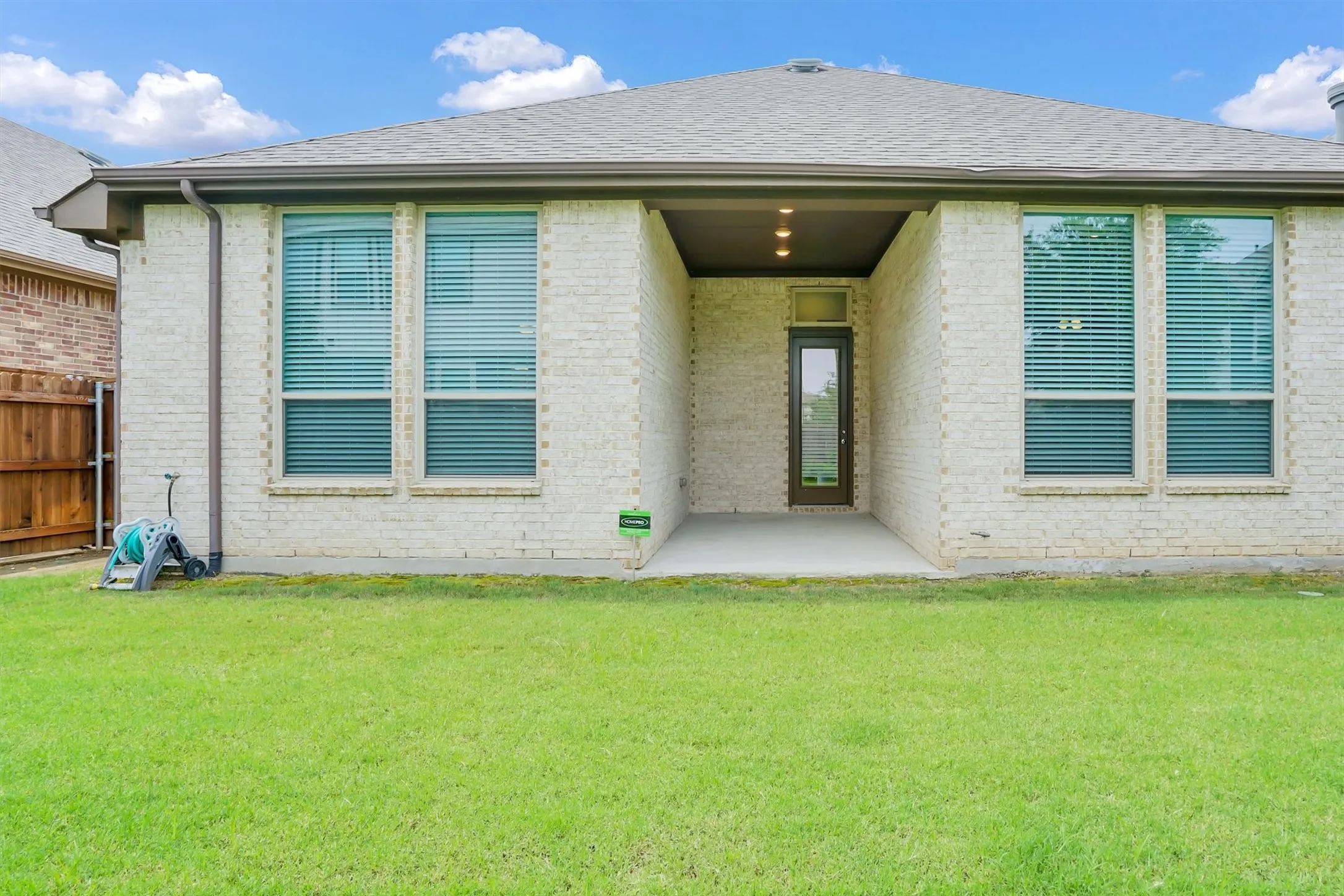 Single Family Residence For Sale in Tarrant County , 6108 Strada Cove, Fort Worth, Texas 76123, 4 Bedroom, 3 Bathroom, 2 Garage spaces, 2,130 Sqft, built in 2019, mls#21287180, Real Estate Agent in Fort Worth, Homes For Sale in Tarrant county, Homes For Sale in Fort Worth, Realtor in Fort Worth Texas, Real Estate Brokerage Independent Realty Texas, Luminita Cordes Realtor