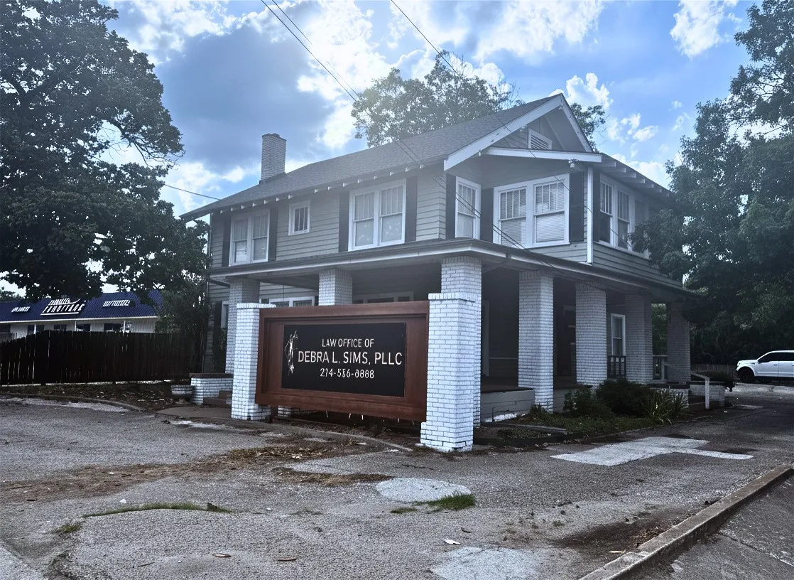 Office For Rent in Navarro County , 806 W 7th Avenue, Corsicana, Texas 75110, 0, 0, Garage spaces, 0 Sqft, built in 1914, Price $2,500, mls#21287024, Real Estate Agent in Corsicana, Homes For Rent in Navarro county, Homes For Rent in Corsicana, Realtor in Corsicana Texas, Real Estate Brokerage Independent Realty Texas, Luminita Cordes Realtor