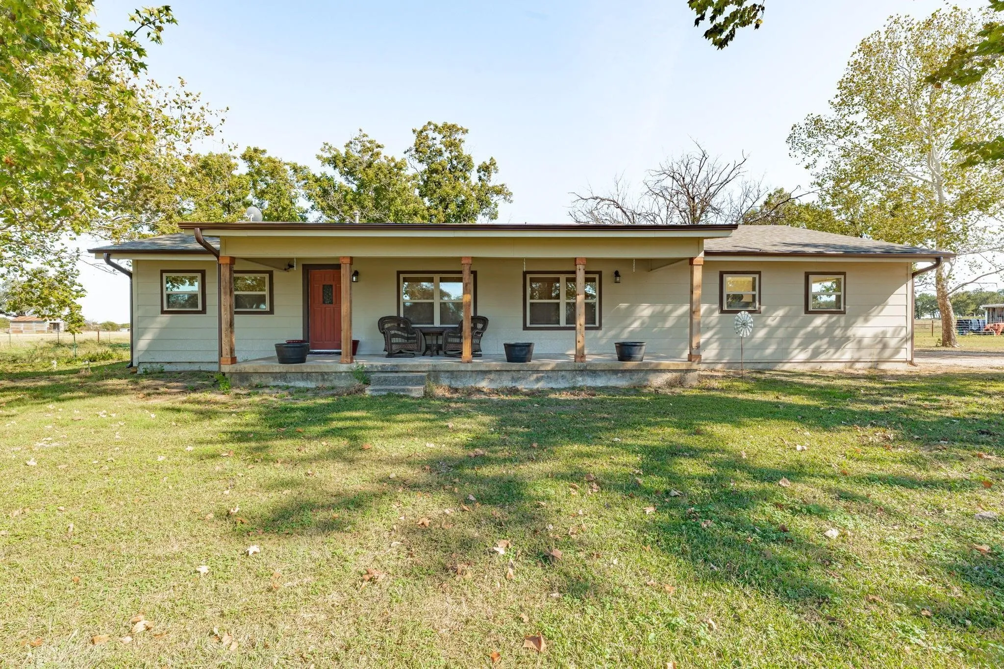 Single Family Residence For Sale in Comanche County , 551 County Road 416, Comanche, Texas 76442, 4 Bedroom, 2 Bathroom, Garage spaces, 1,864 Sqft, built in 1967, mls#21287127, Real Estate Agent in Comanche, Homes For Sale in Comanche county, Homes For Sale in Comanche, Realtor in Comanche Texas, Real Estate Brokerage Independent Realty Texas, Luminita Cordes Realtor